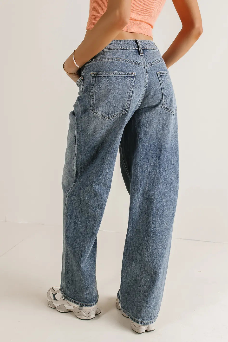 {product_title} - {shop_name}