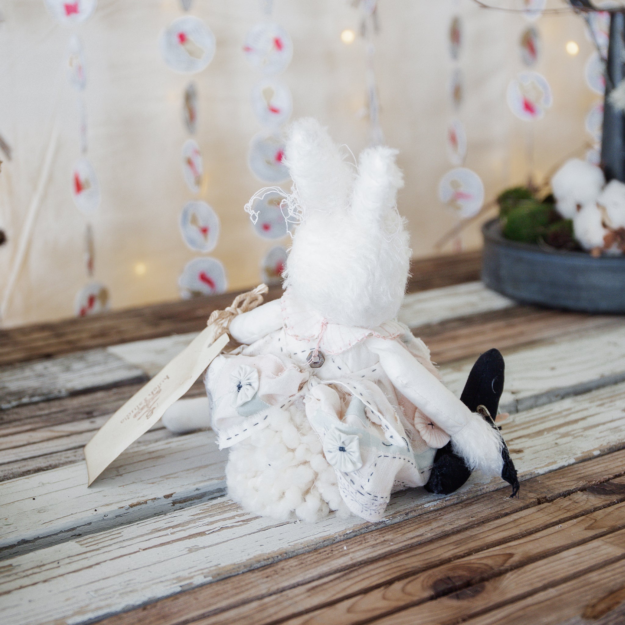 RETIRED - Hutch Studio - Hand Crafted Posie Patchwork & Little Caw、mySite、g9winljtr