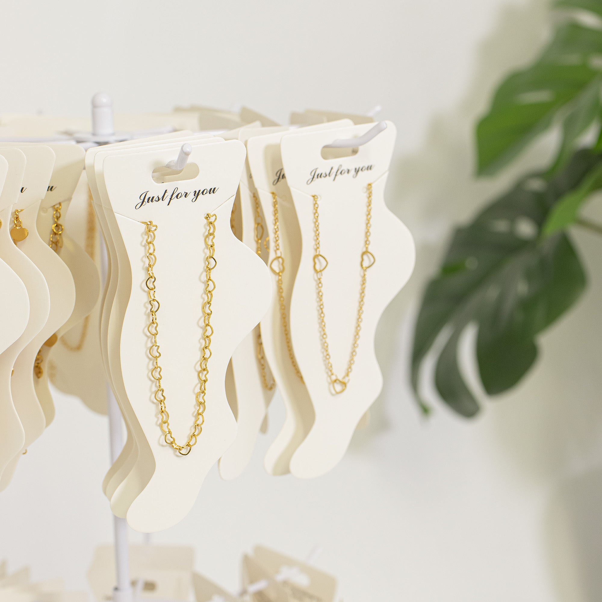 18K Gold PVD Stainless Steel Intertwined Hearts Anklet / BRJ1058、mySite、dreamappss