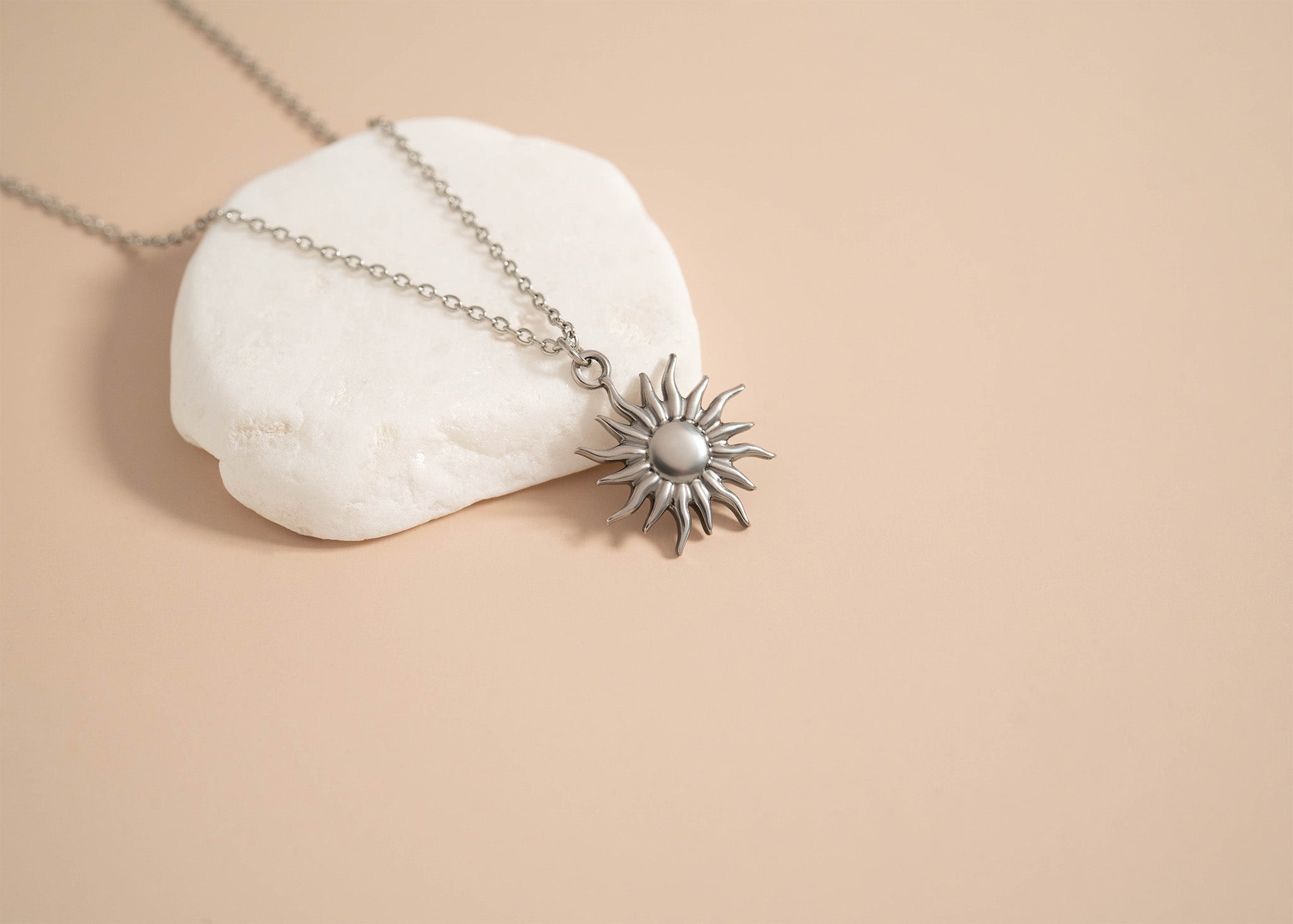 18K Gold PVD Stainless Steel Mystic Sun Charm / PDL0116、mySite、dreamappss