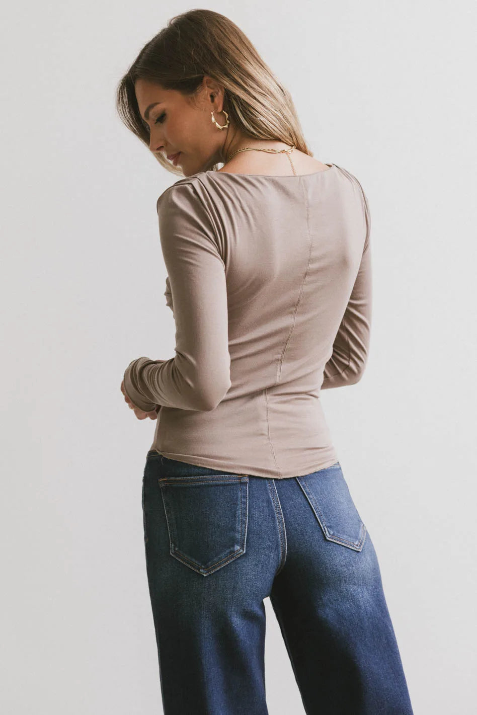 {product_title} - {shop_name}