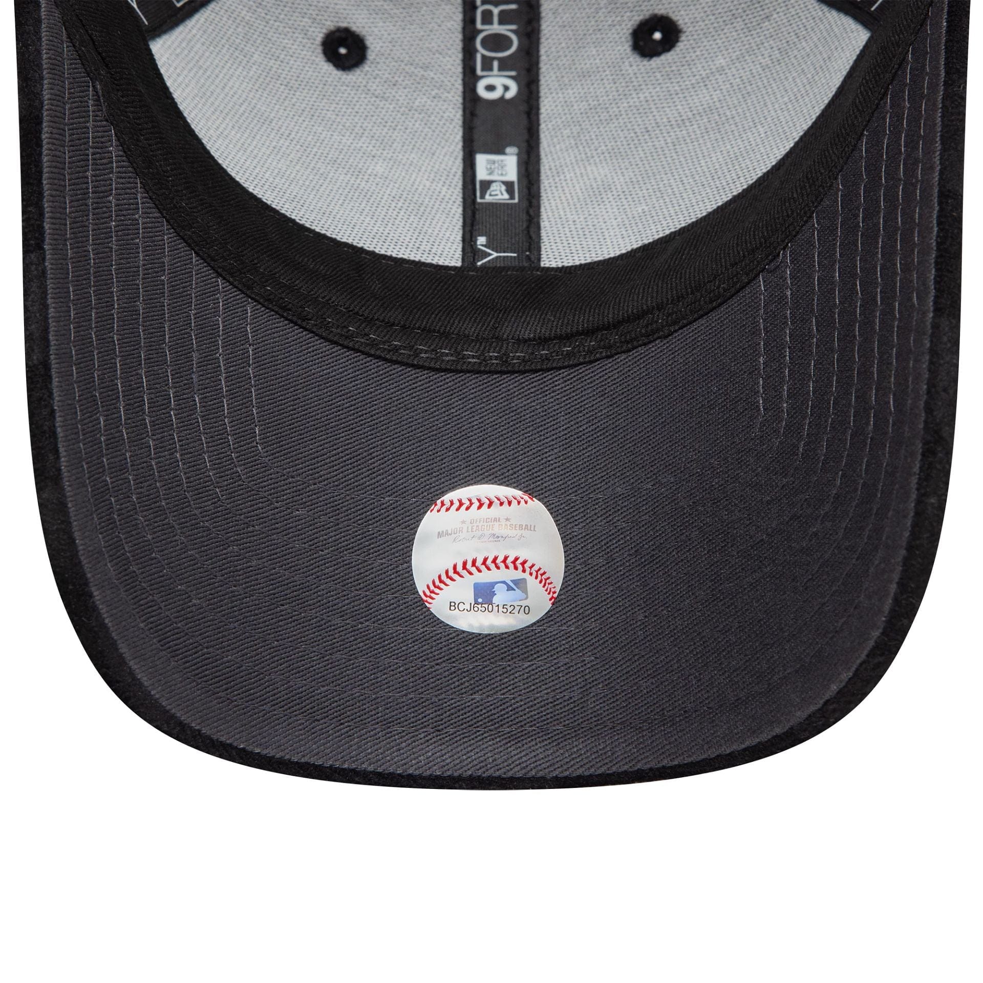 New York Yankees Tonal Check Black 9FORTY Adjustable Cap、mySite、vikingsvslions