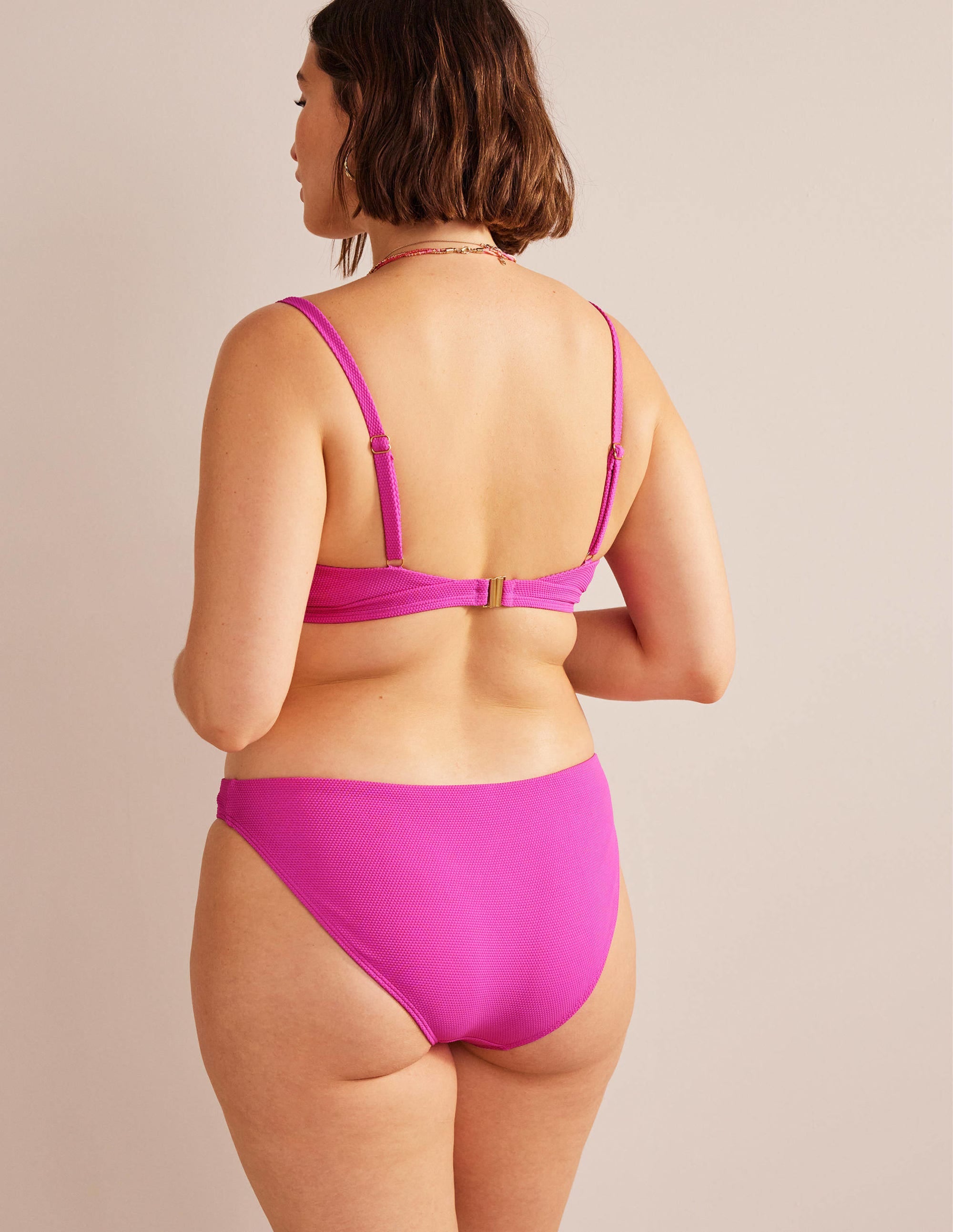  Arezzo V-neck Bikini Top-Amazing Pink Texture、mySite、ashleygrahame