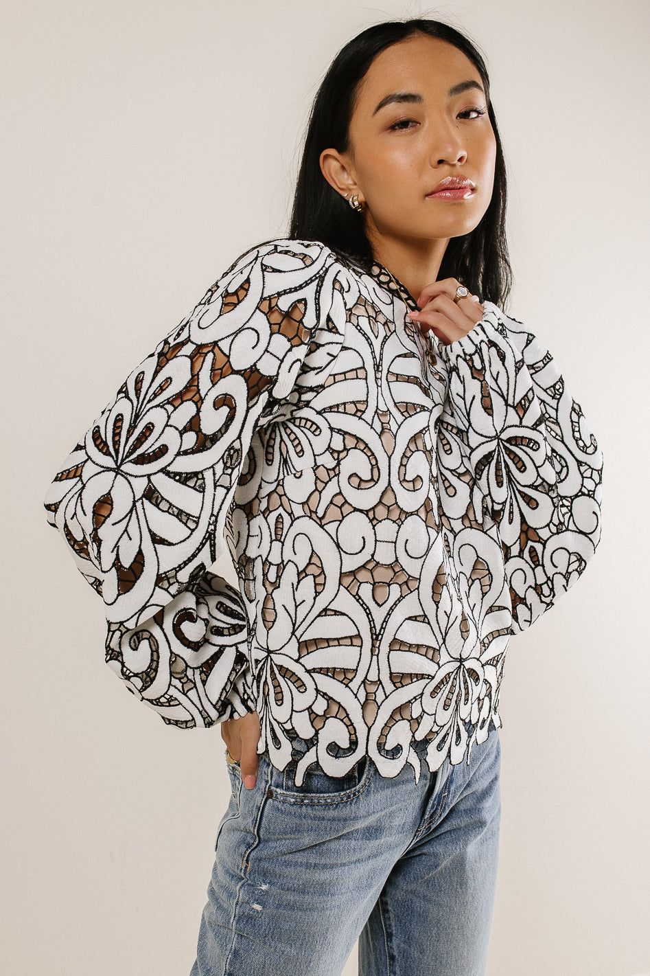 {product_title} - {shop_name}