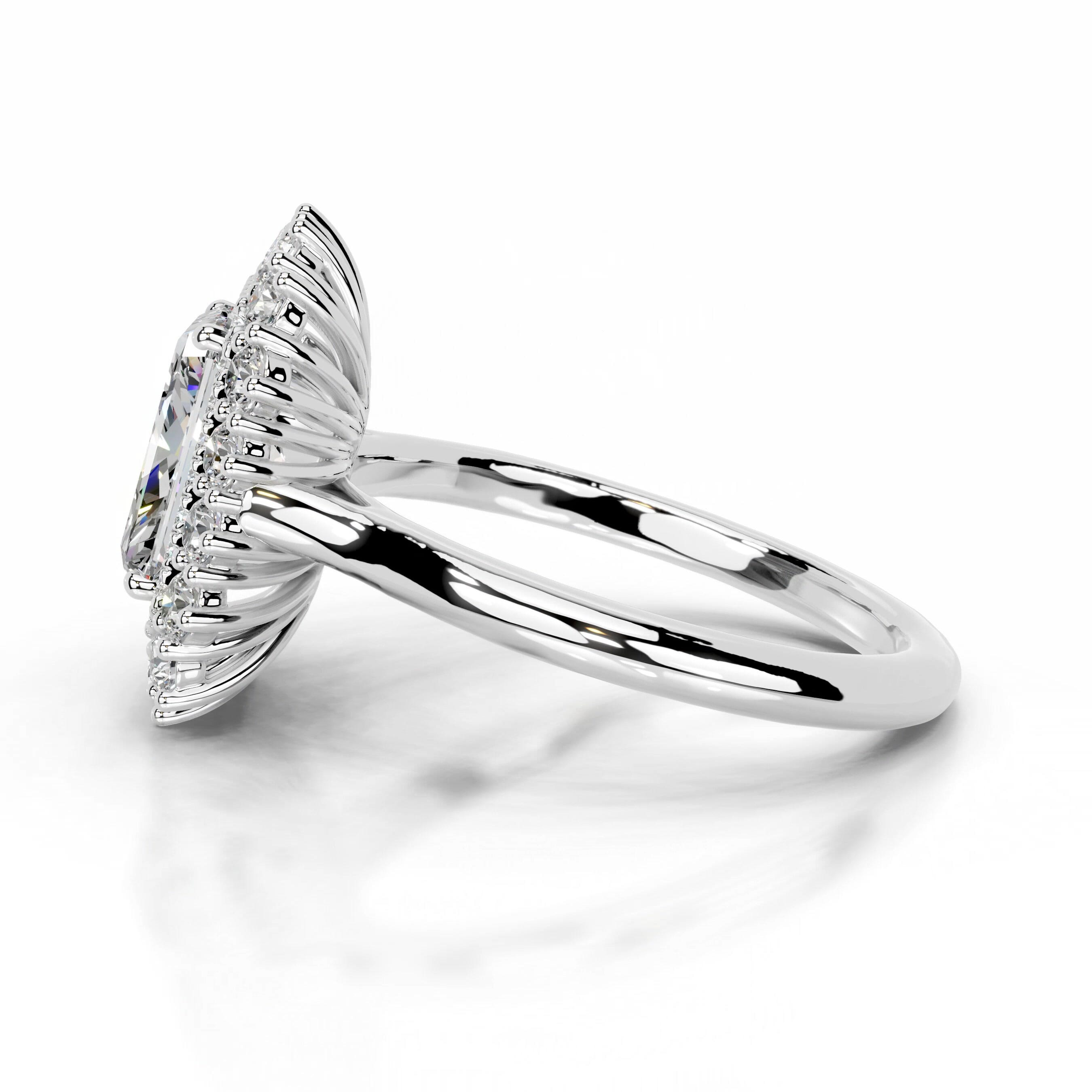 Adriana Moissanite & Diamond Ring - Platinum、mySite、hinf8tx79