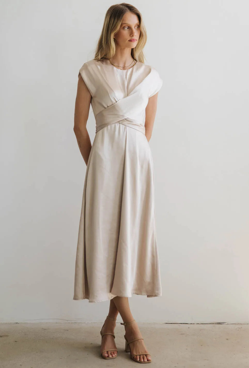  Rosalind Midi Dress in Champagne、mySite、merchandisen