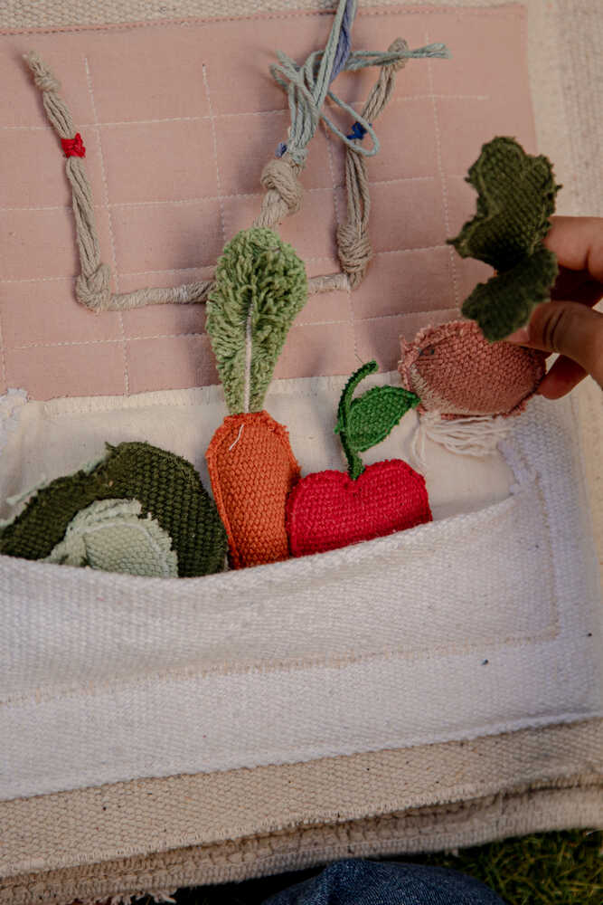 SENSORY BOOK COOL KIDS EAT HEALTHY、mySite、gigharbornorthrealestate