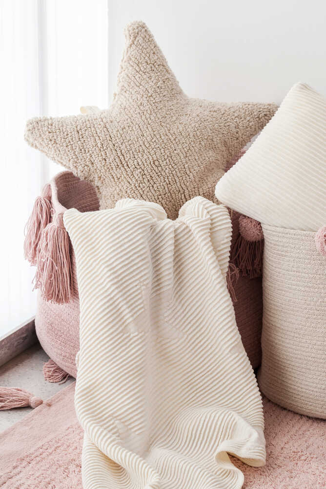 CUSHION STAR BEIGE、mySite、gigharbornorthrealestate