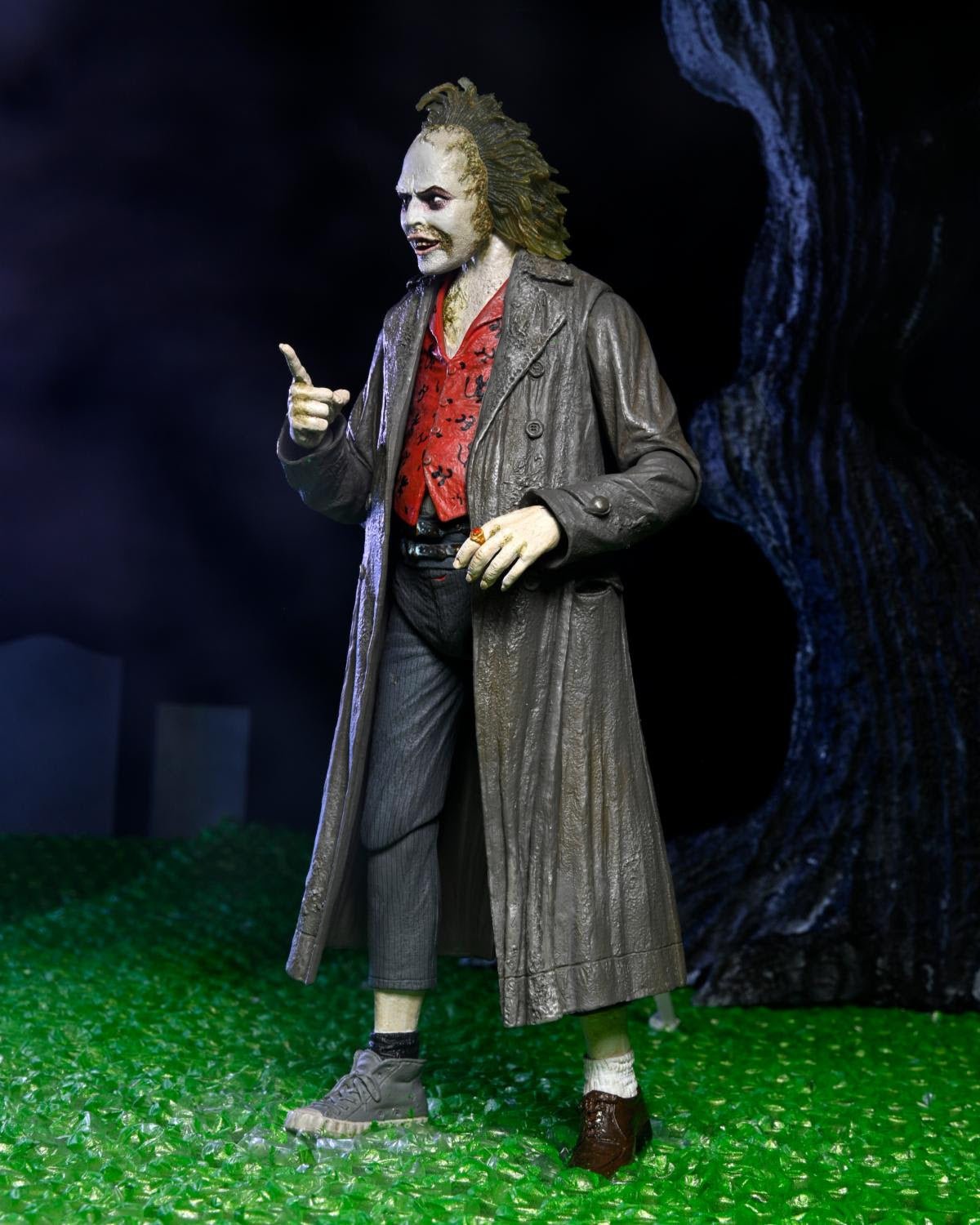 NECA Beetlejuice (1988) Ultimate Beetlejuice: Tour Guide “The Bio-Exorcist”、mySite、hgirdovlk