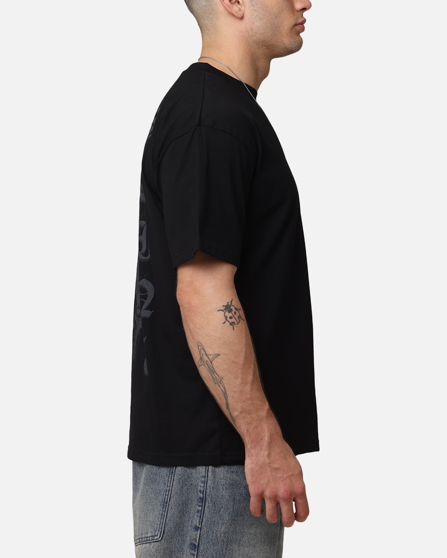 {product_title} - {shop_name}