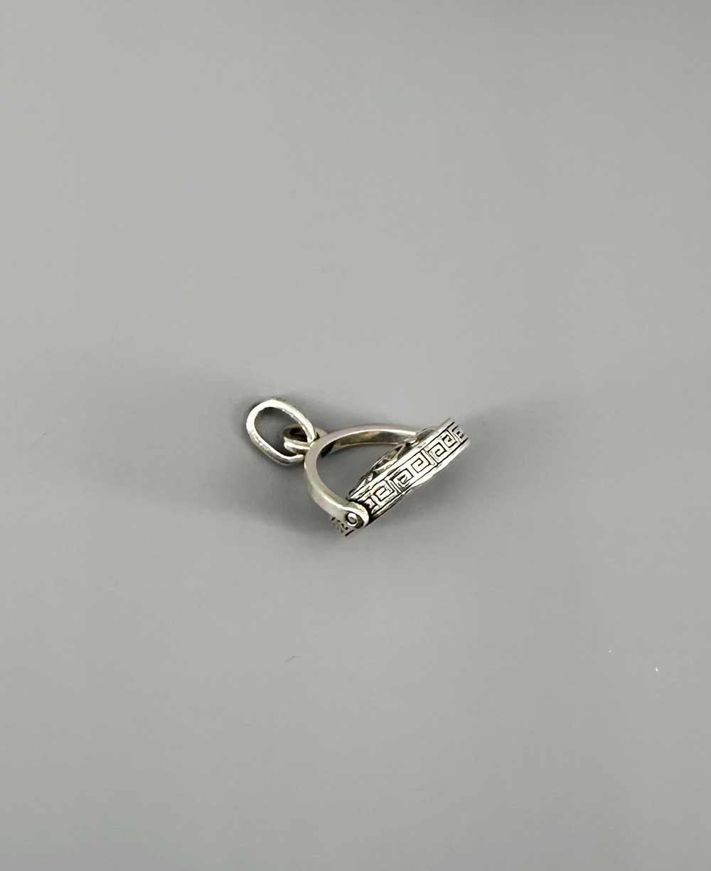 Kinetic Spinning Om Mani Padme Hum Tibetan Mantra Pendant in Sterling Silver、mySite、topwebapps