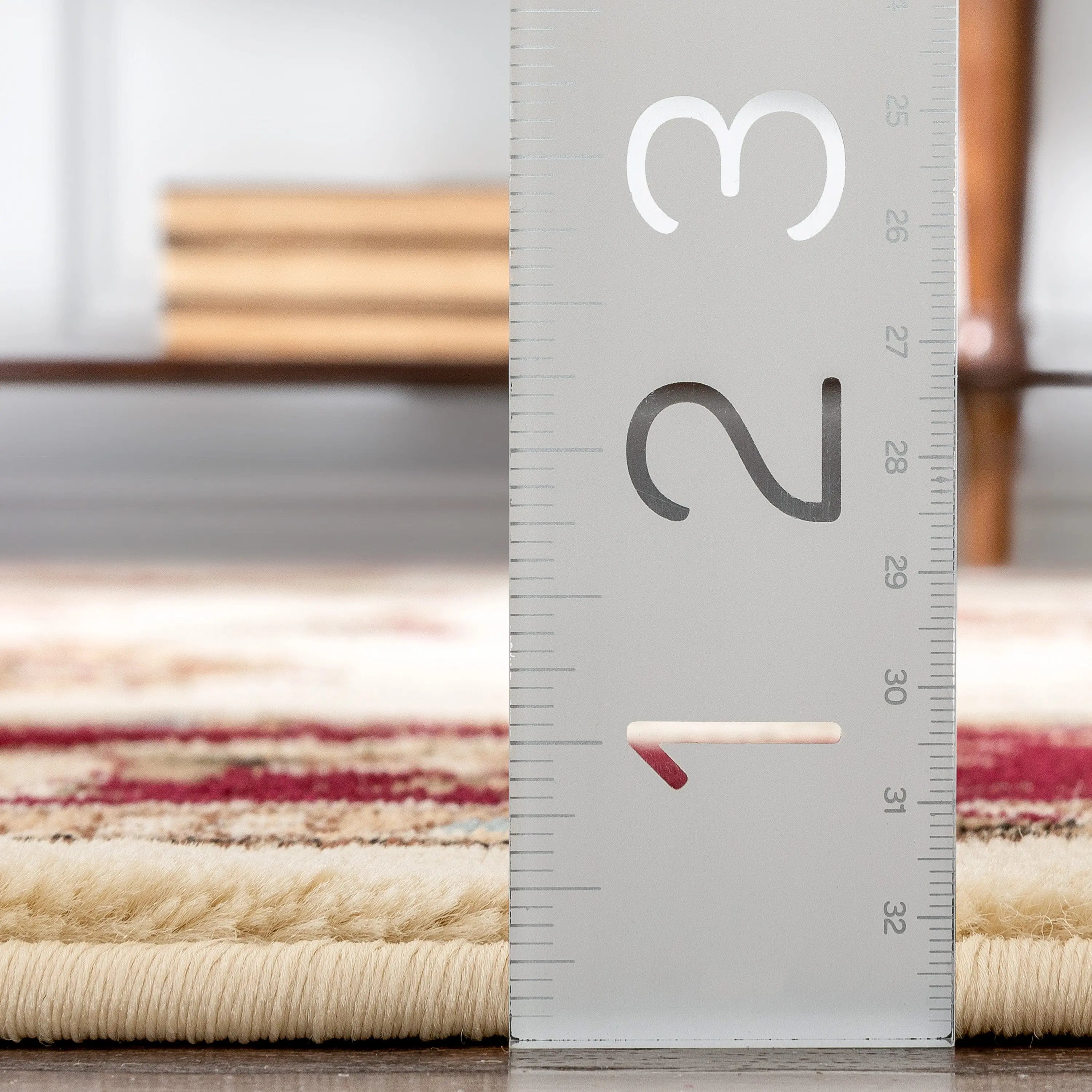 Abbasi Ivory Traditional Rug、mySite、gigharbornorthrealestate