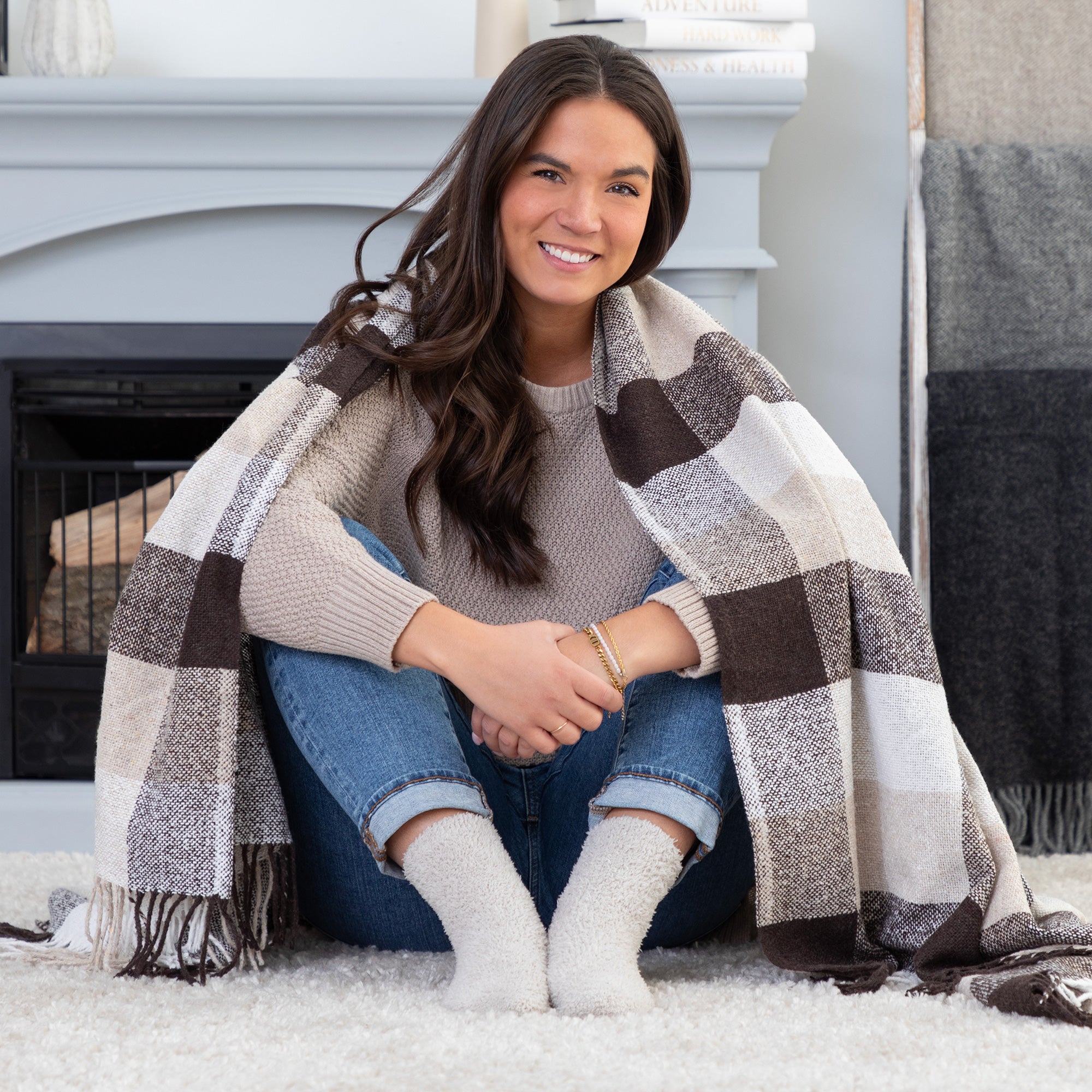 Ukrainian Wool-Blend Fringed Throw Blanket、mySite、camillekostekn