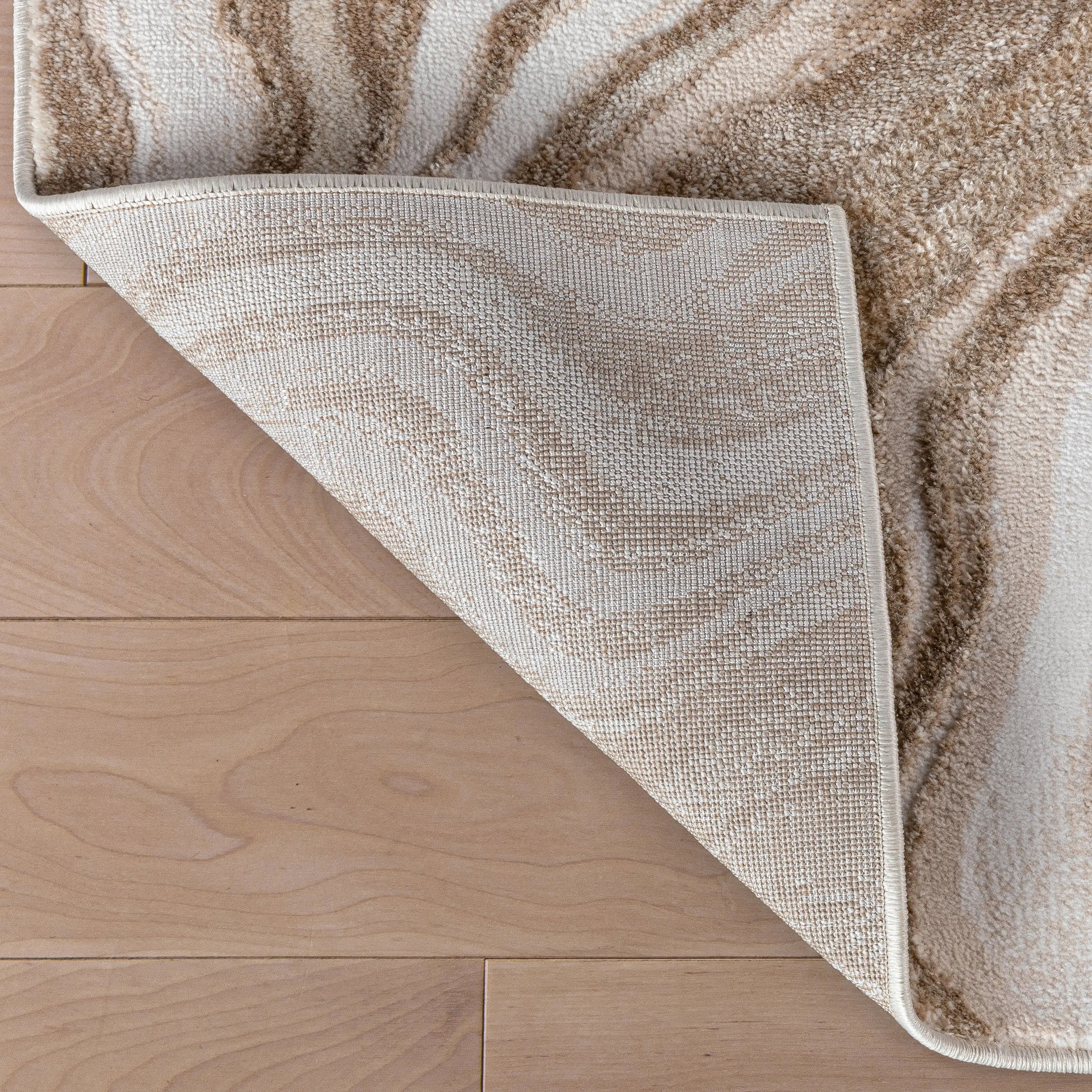 Warren Retro Abstract Waves Glam Rug、mySite、gigharbornorthrealestate