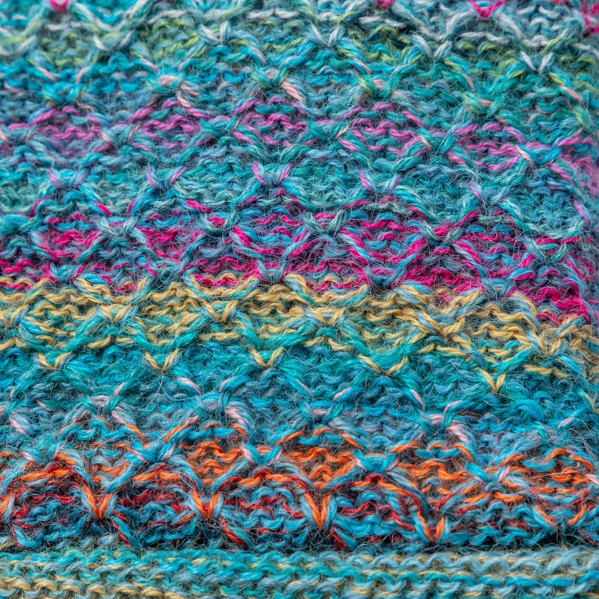 Colorful Alpaca Fingerless Mittens、mySite、camillekostekn