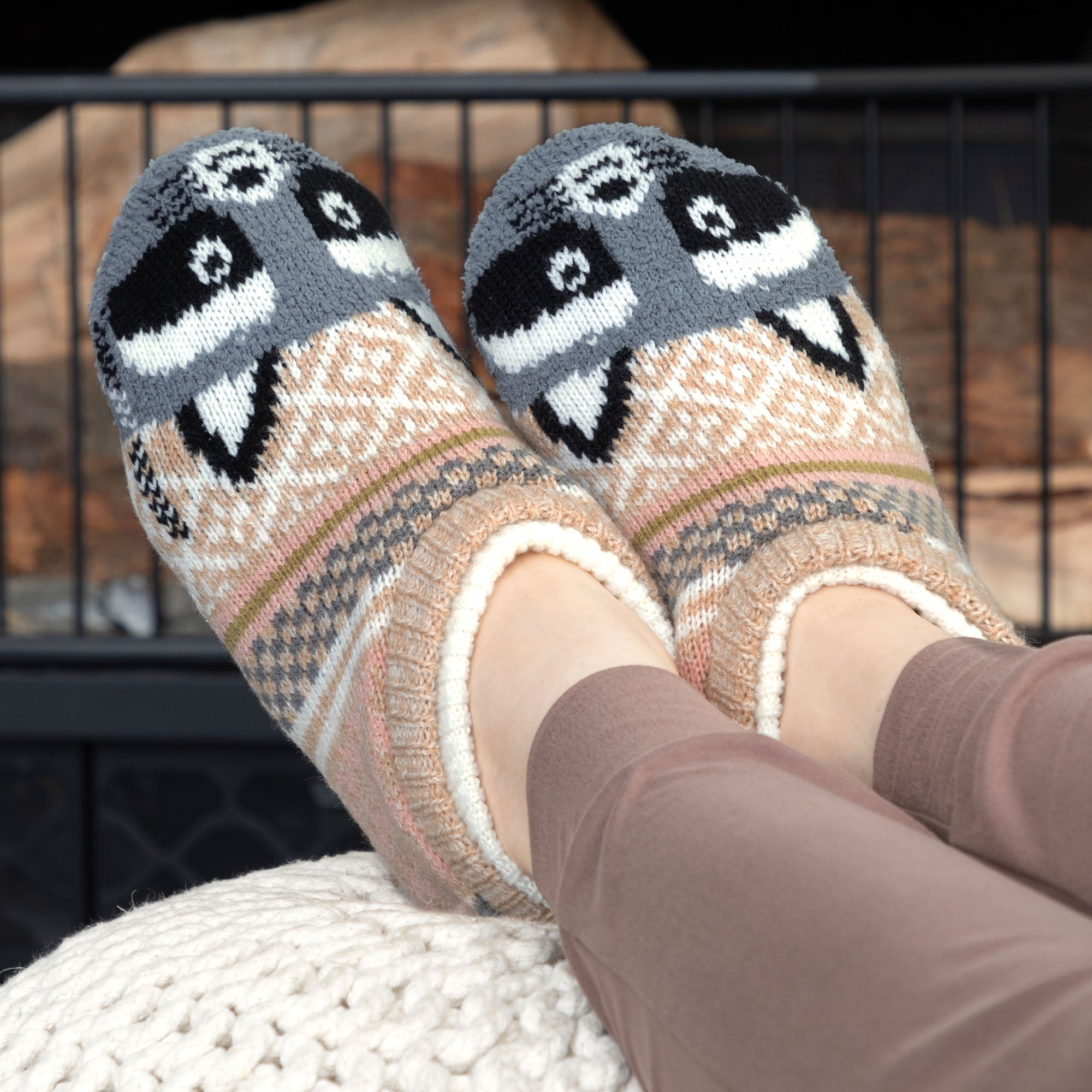 Charming Critter Cuffed Slipper Socks、mySite、camillekostekn