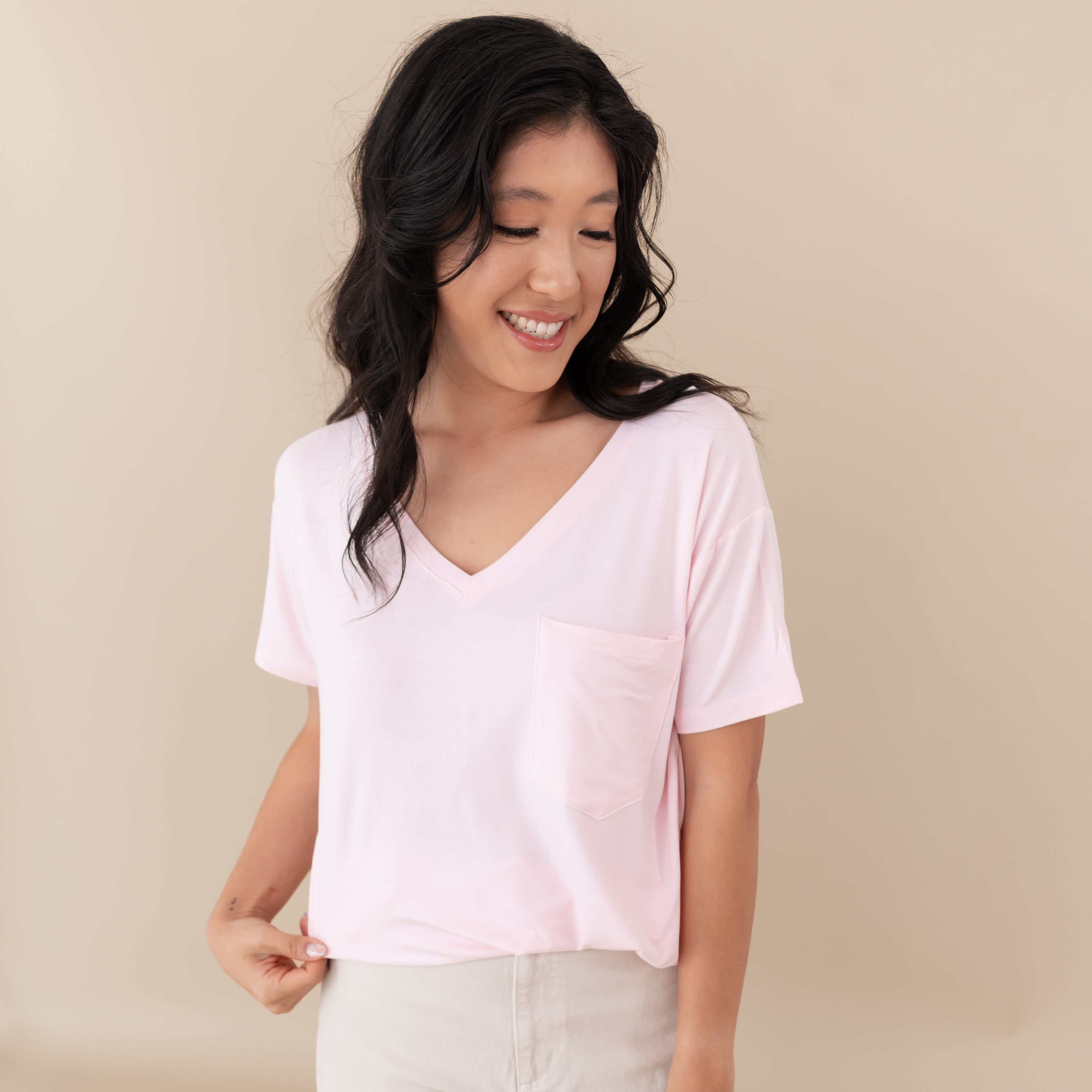  Women’s Relaxed Fit V-Neck in Sakura、mySite、layawaytickets