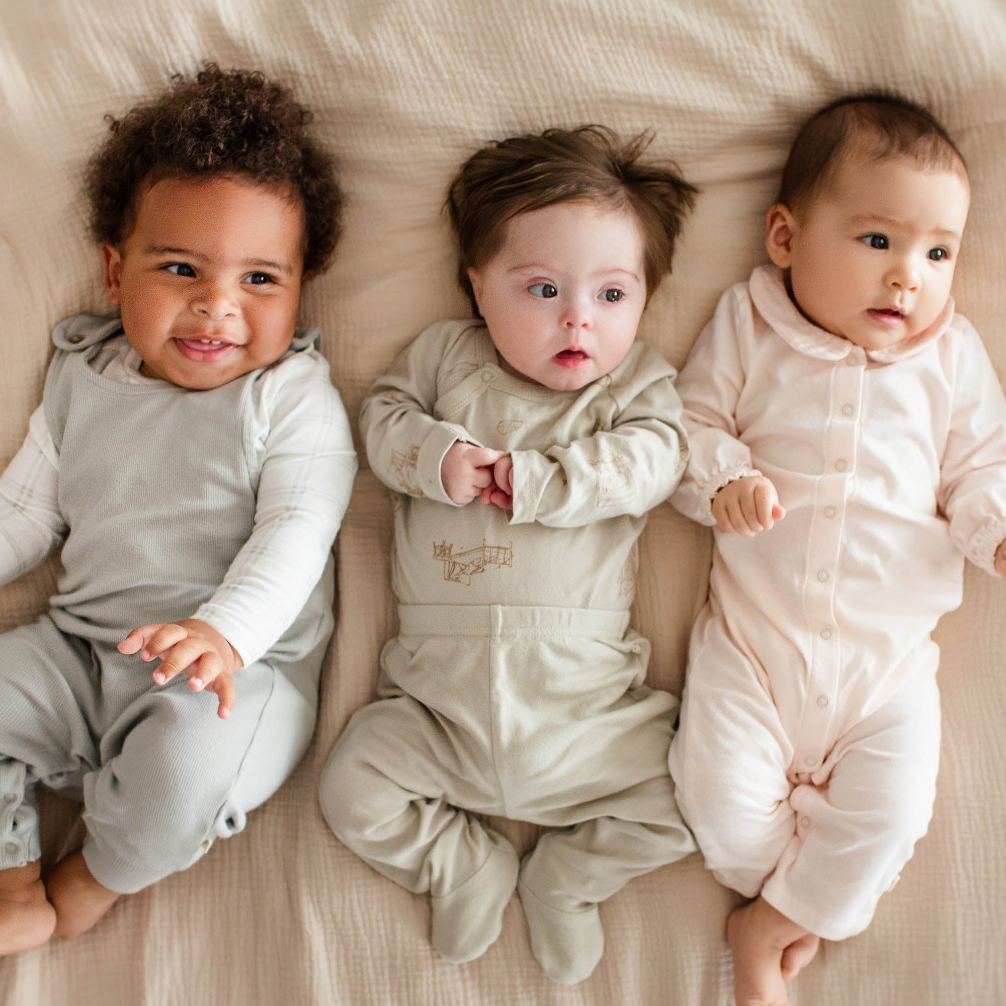 Mouse House 3 Piece Bodysuit & Pant Set、mySite、g9winljtr