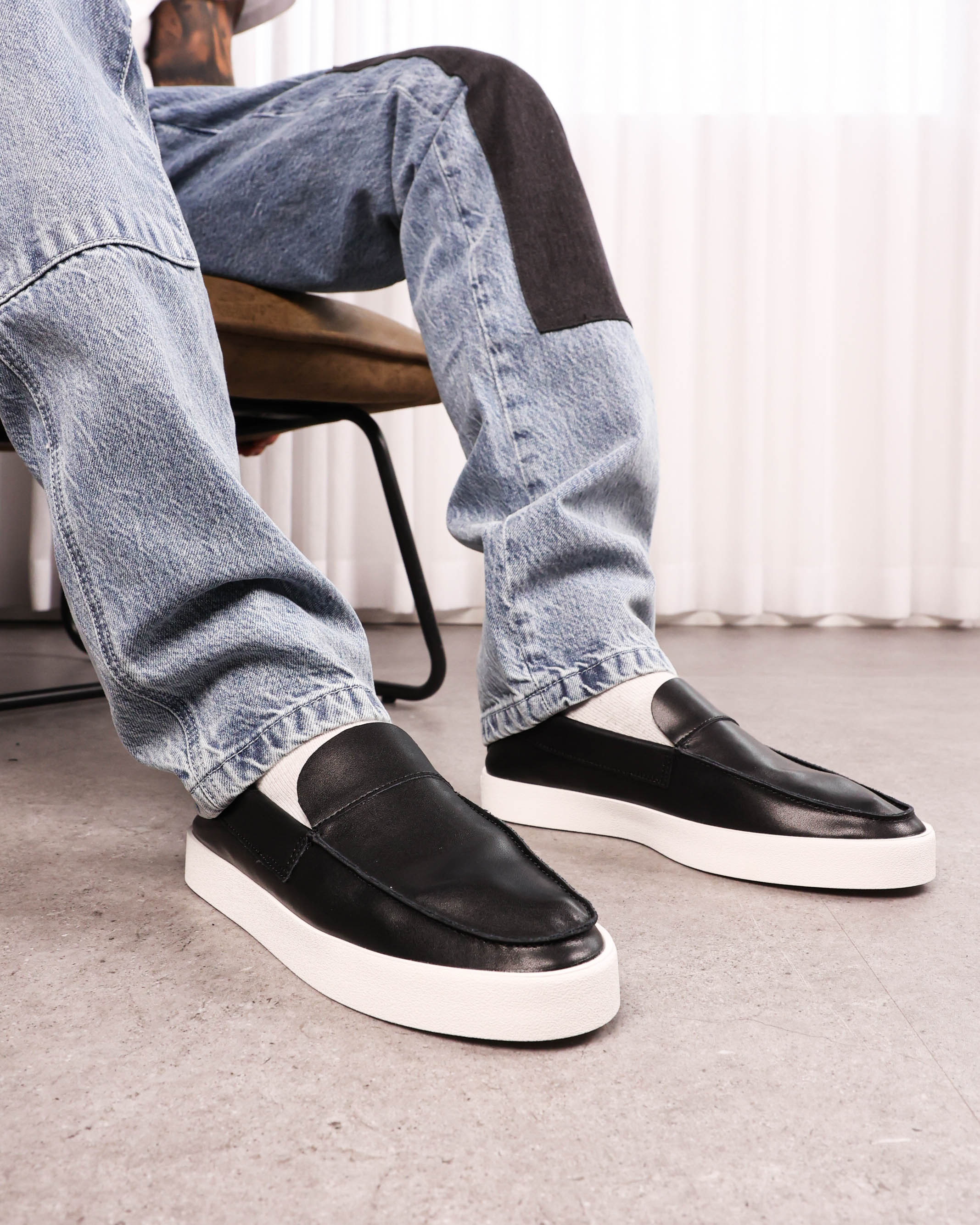 Saint Morta Hemisphere Leather Slip On Loafer Black/White、mySite、zt4zffjzw