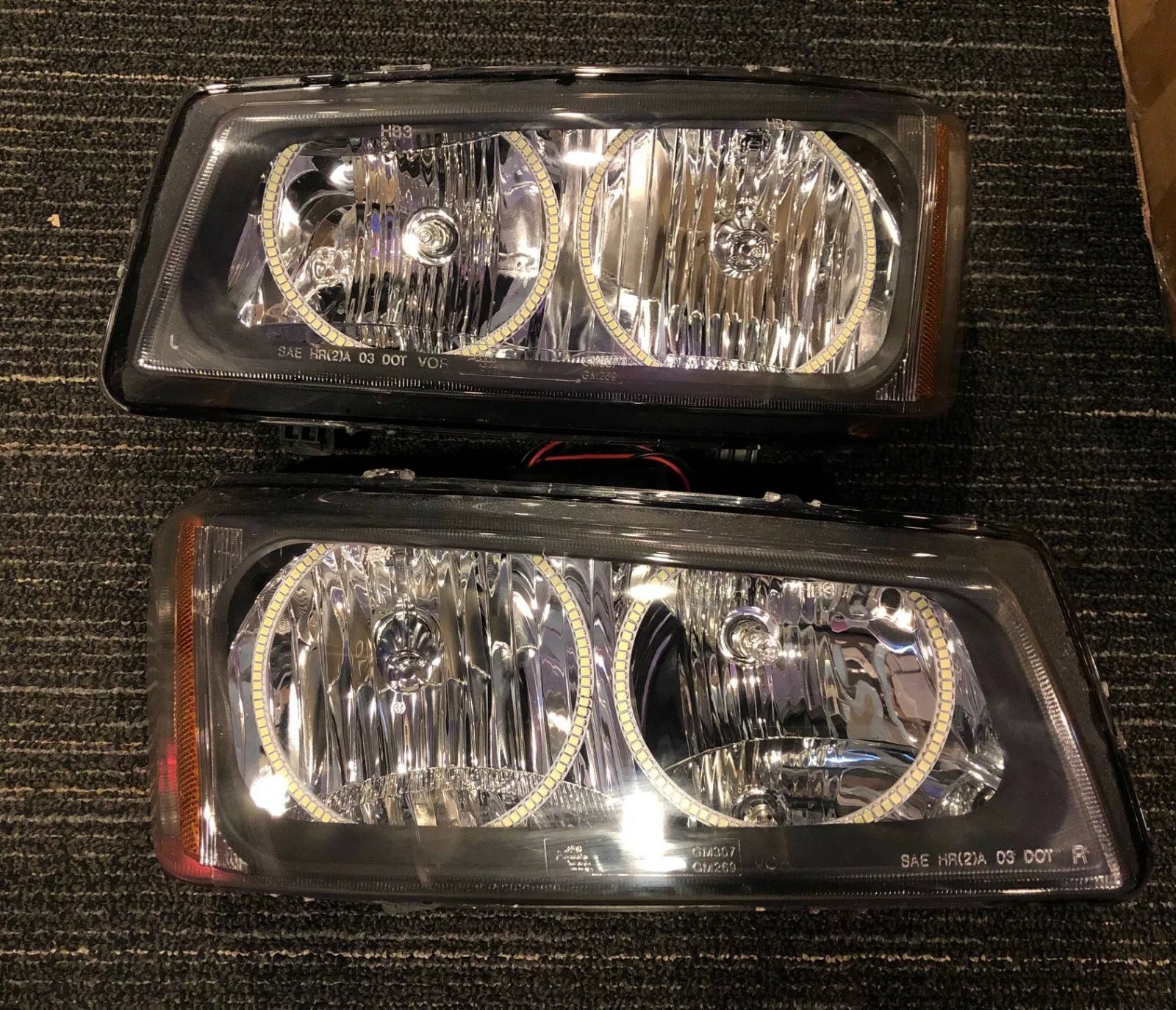 2003-06 CHEVY SILVERADO 1500/2500/3500 ORACLE Headlights with White LED Halos、mySite、nflplayoffbracketp