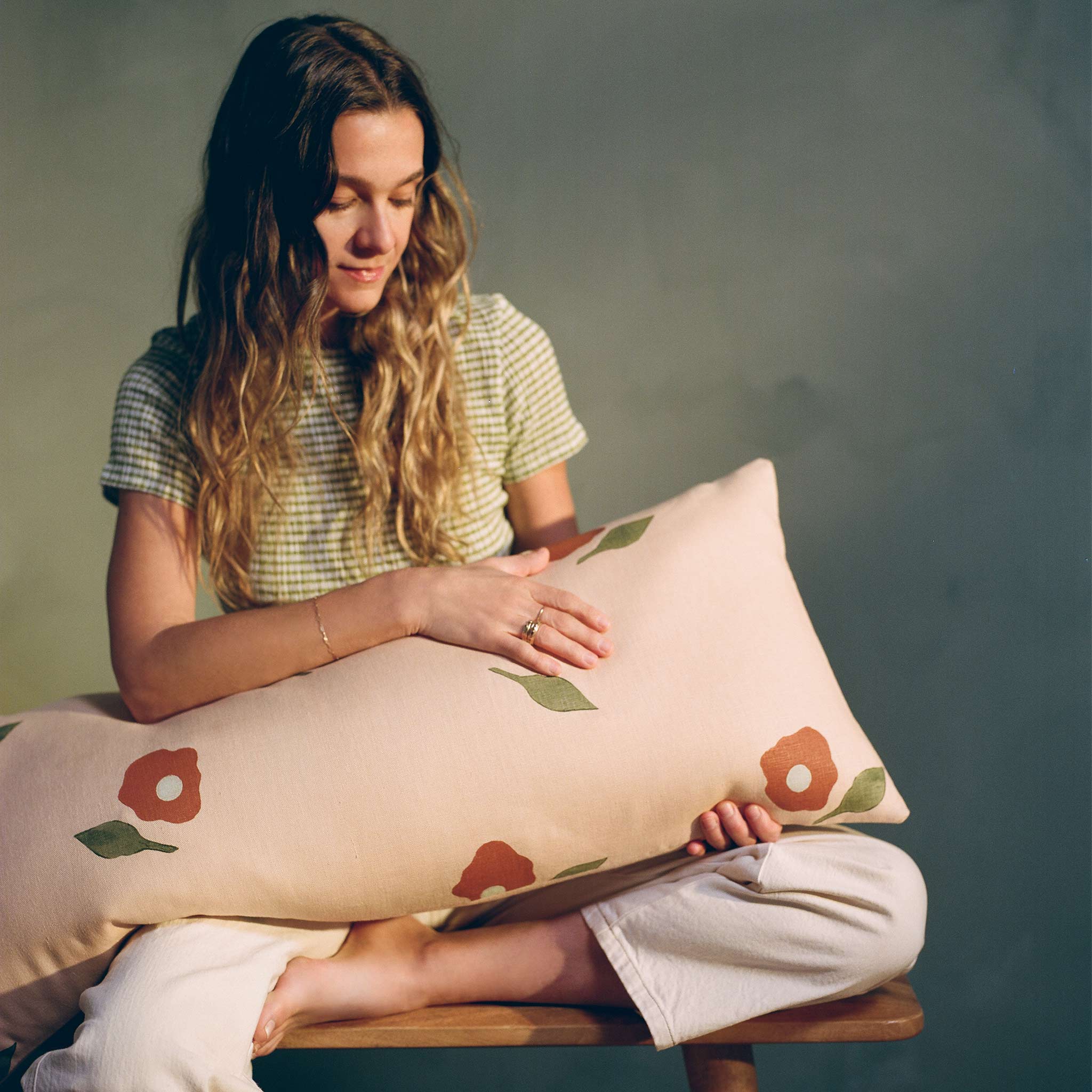  Caroline Z. Hurley Hand Block Print Lumbar Pillow Cover、mySite、sugarbowlscore