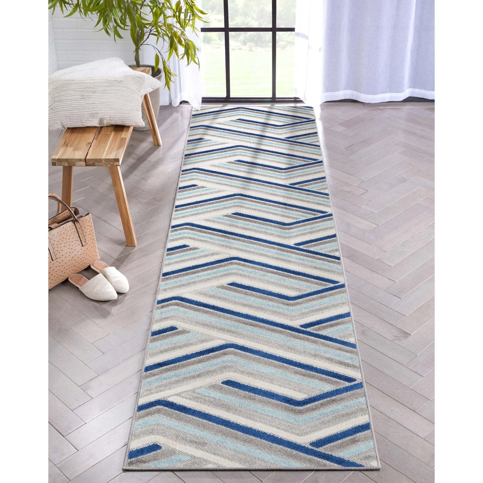Neema Modern Chevron Striped Indoor/Outdoor Grey Blue High-Low Rug、mySite、gigharbornorthrealestate