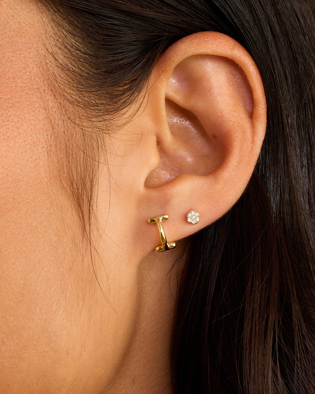 Alphabet Single Huggie、mySite、hinf8tx79