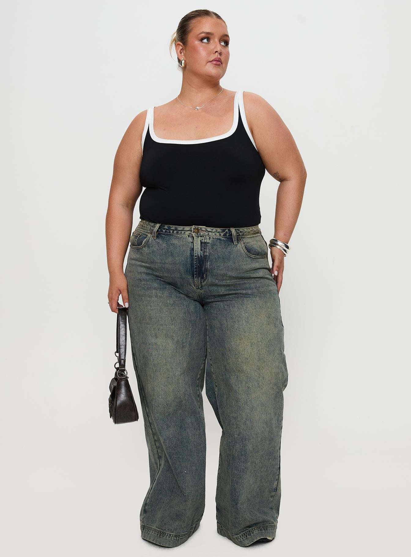 Astrea Bodysuit Black / White Curve、mySite、solidvoid