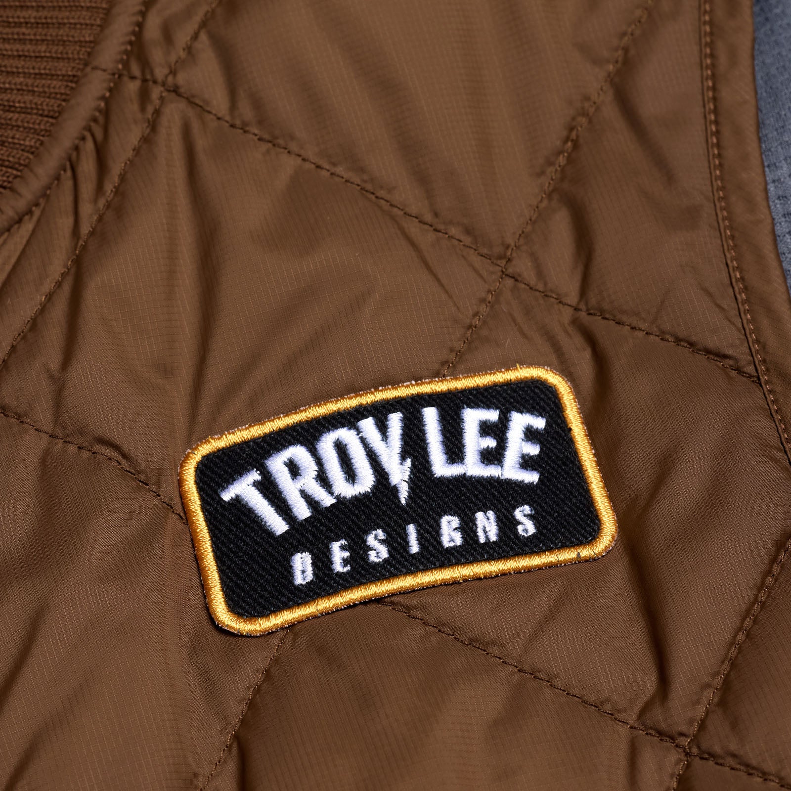 Ruckus Ride Vest Mono Chocolate、mySite、dreamappss