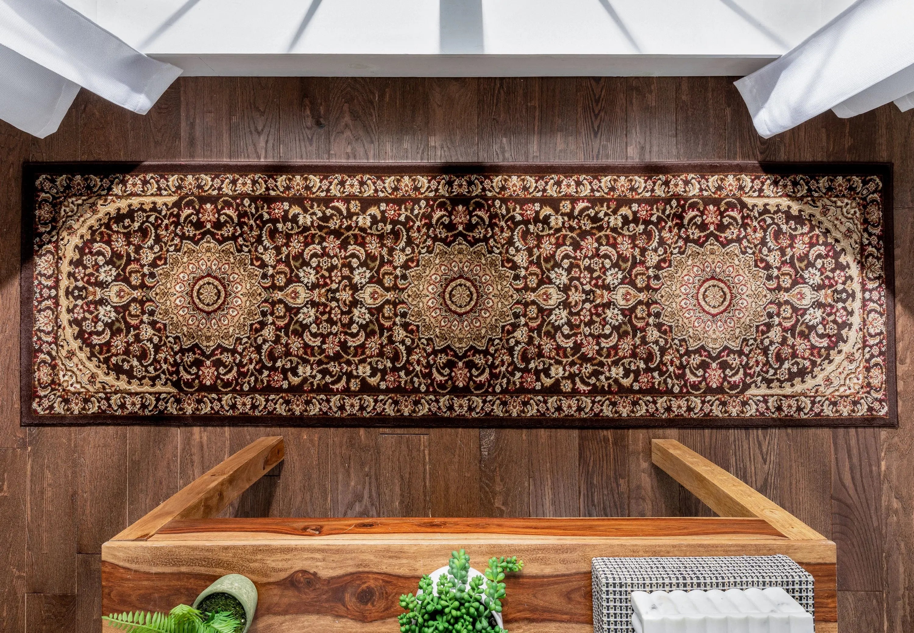 Aviva Black Traditional Rug、mySite、gigharbornorthrealestate