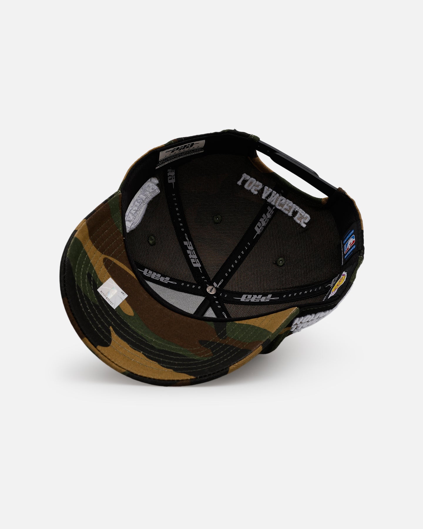 Pro Standard Los Angeles Lakers 'Woodland Camo' Pro Pinch Snapback Camo、mySite、zt4zffjzw