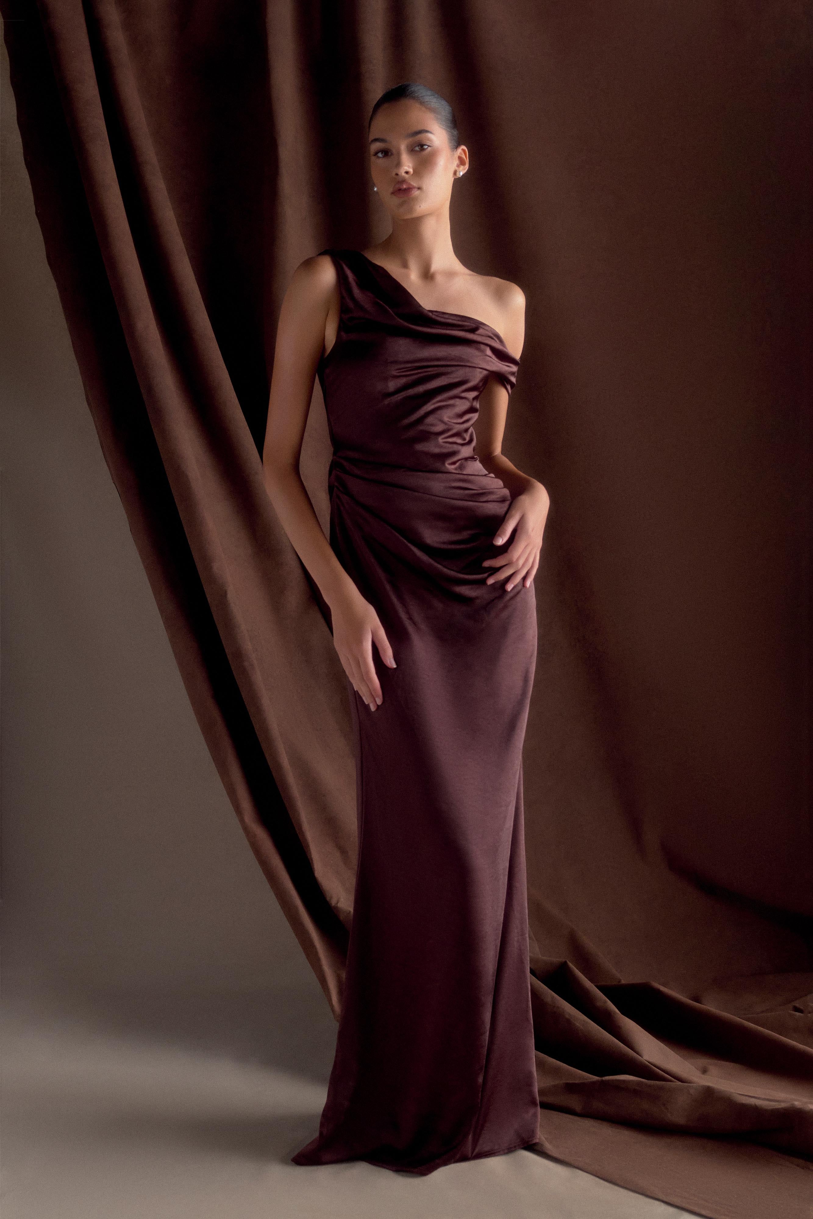 Dalia Off Shoulder Satin Maxi Dress - Dark Chocolate、mySite、solidvoid