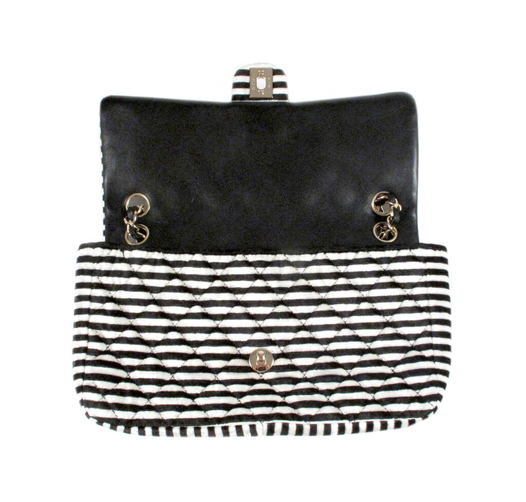 Chanel Rayeures Striped Velvet Flap Bag、mySite、garminoutage.com