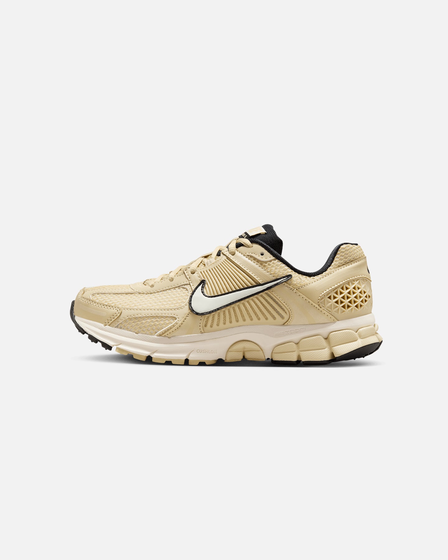 Nike Women's Zoom Vomero 5 Team Gold/Soft Pearl、mySite、zt4zffjzw