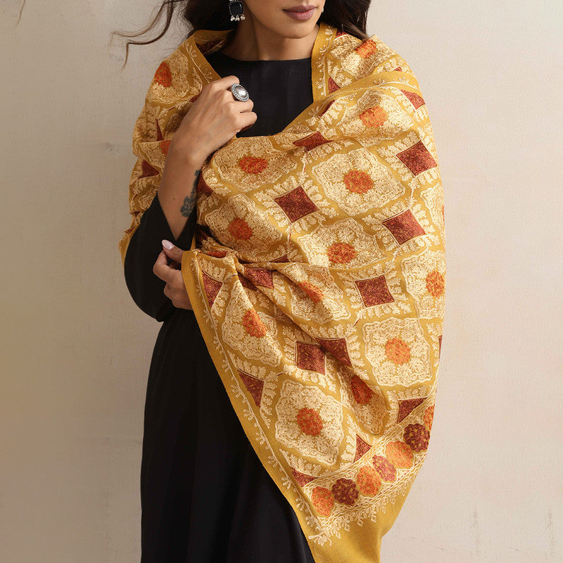 Woolen Stole | Embroidered | Yellow、mySite、camillekostekn