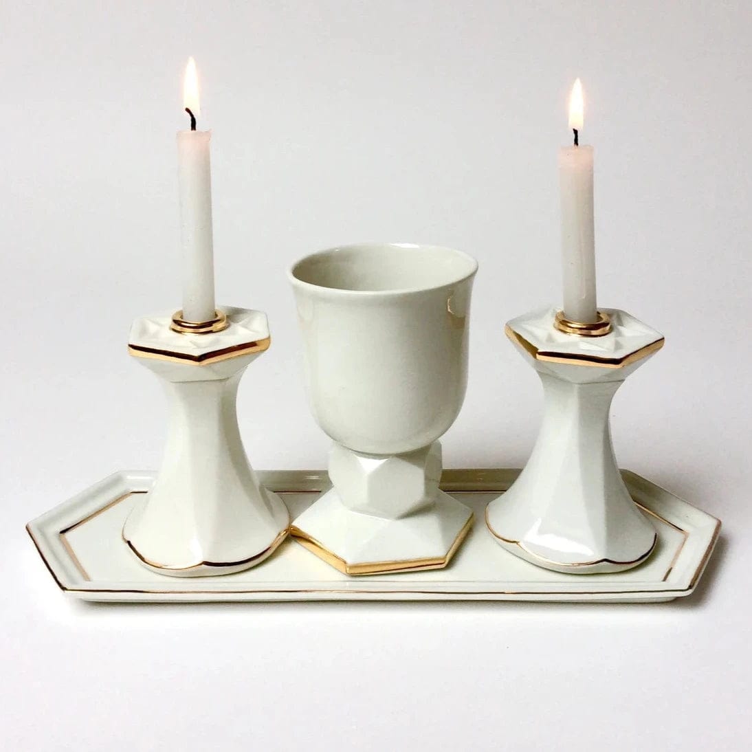 Modern White and Gold Porcelain Shabbat Set - Kiddush Cup and Candlesticks、mySite、topwebapps