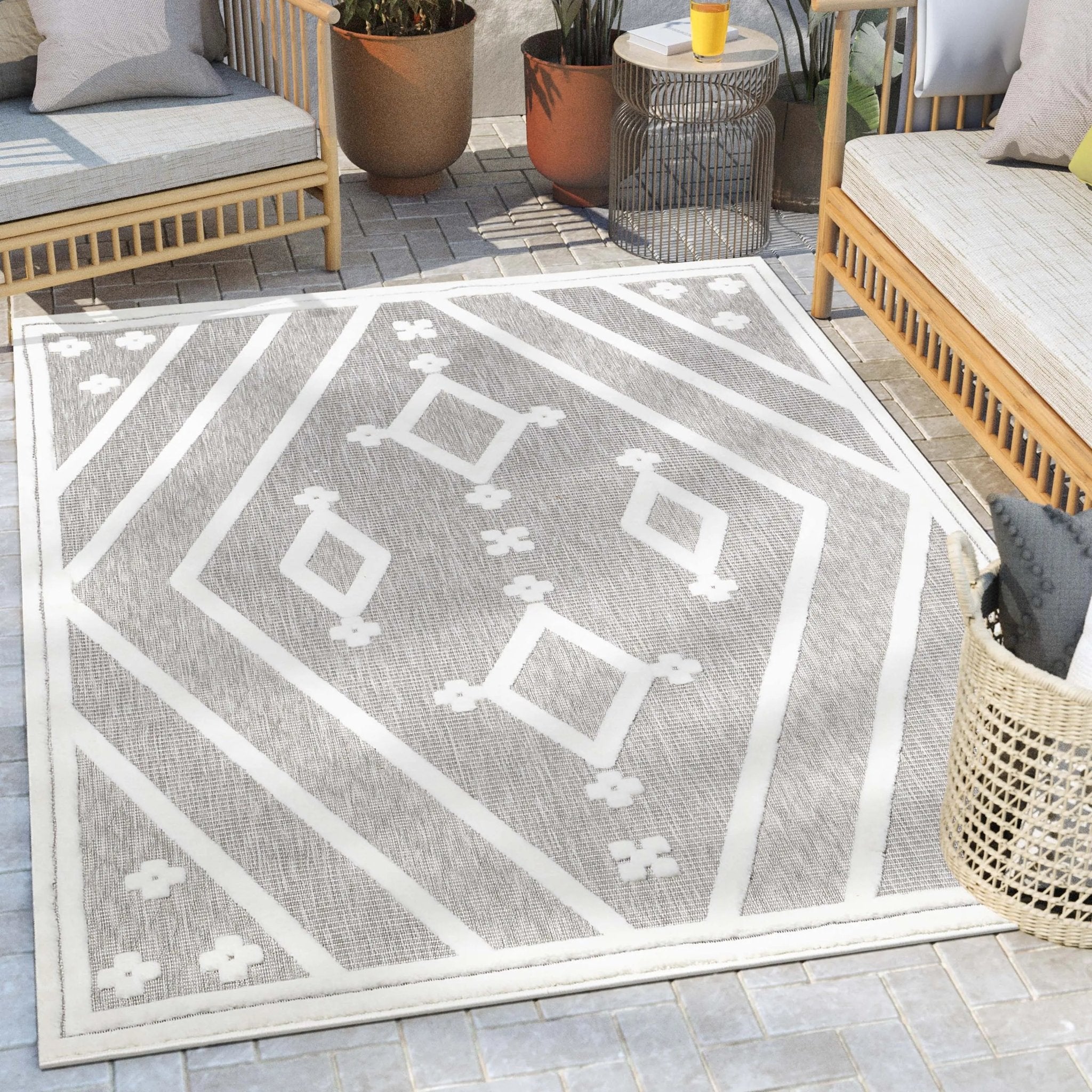 Mali Tribal Diamond Pattern Indoor/Outdoor Grey High-Low Rug、mySite、gigharbornorthrealestate