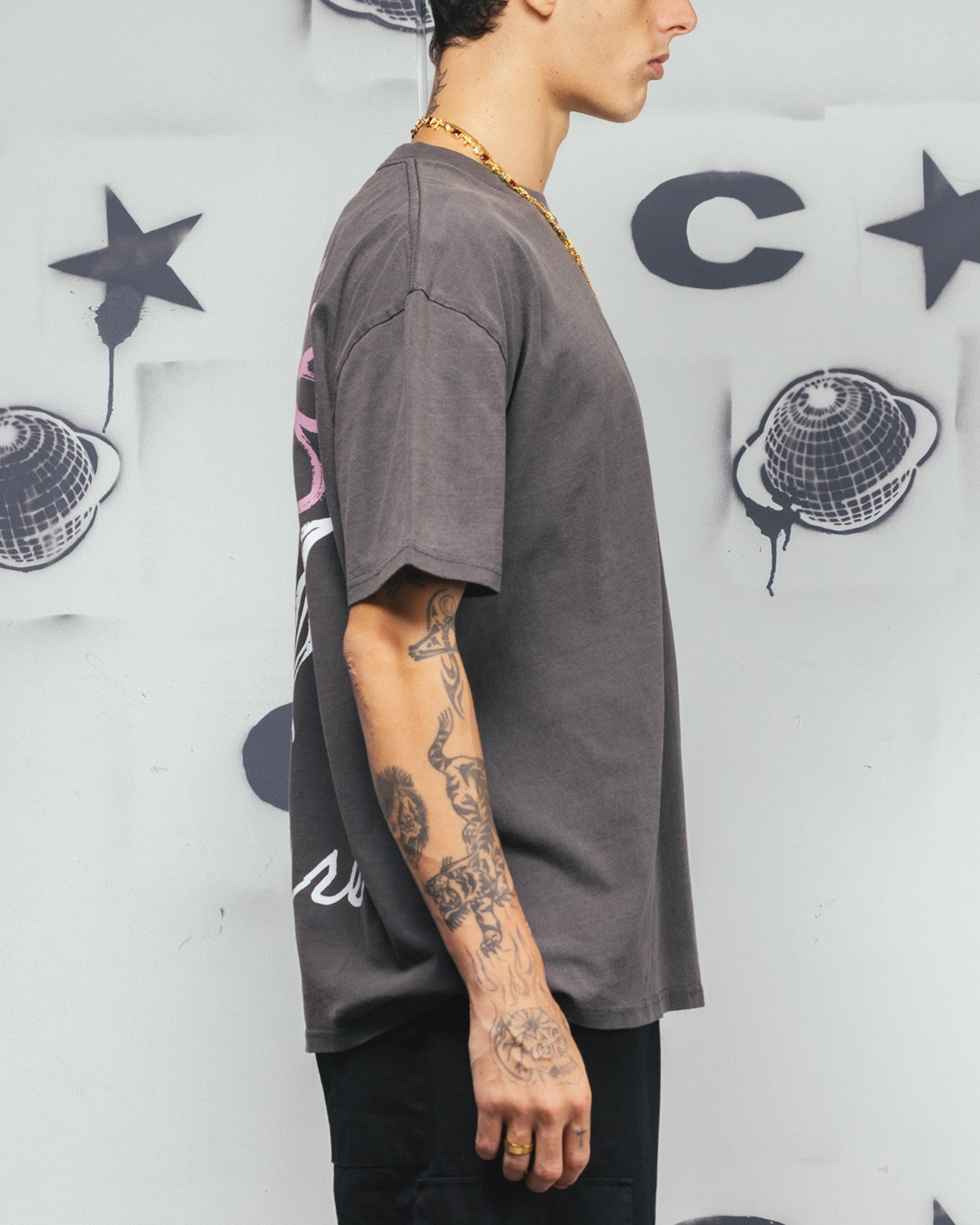 {product_title} - {shop_name}