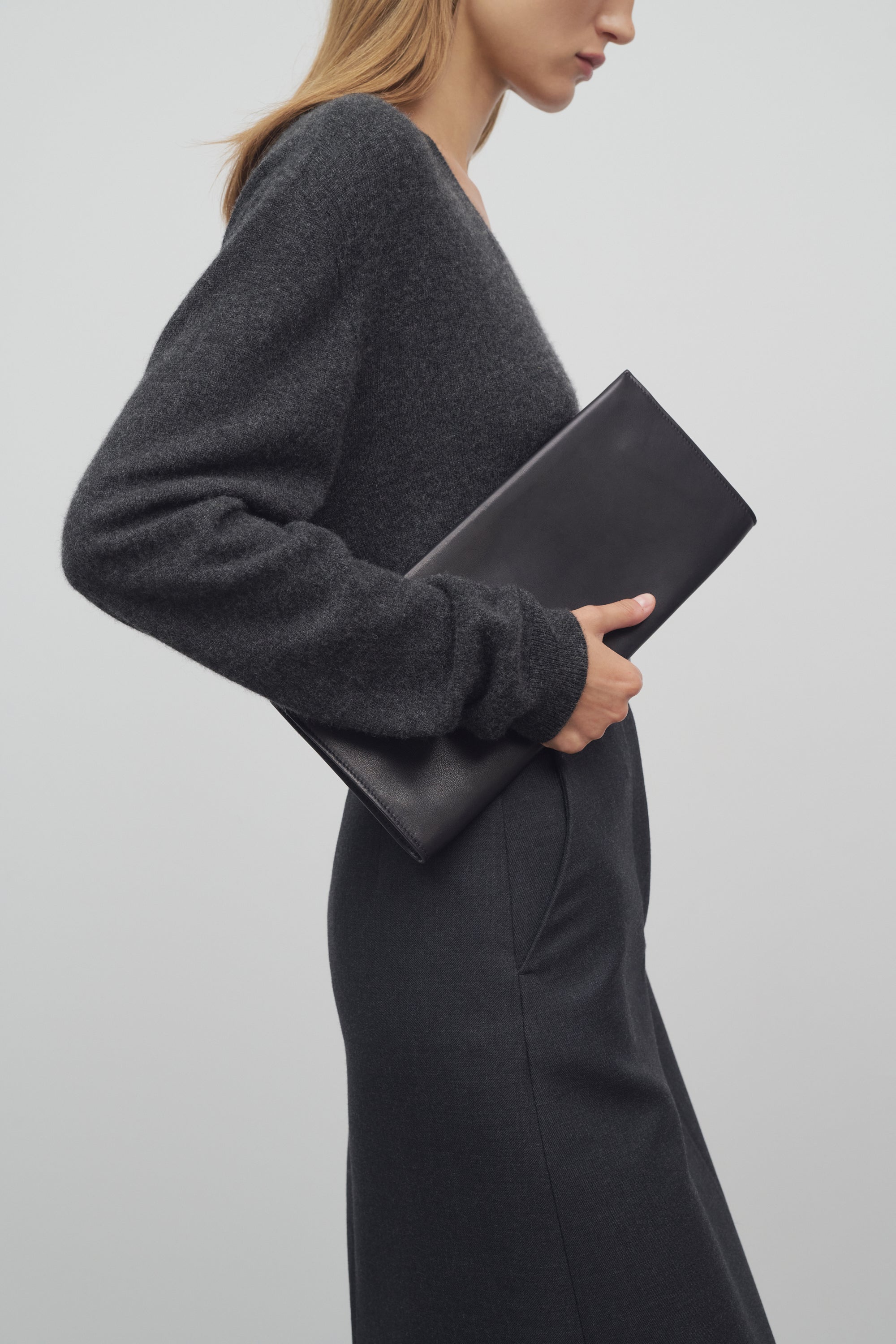 Flat Clutch in Leather、mySite、aoinhome