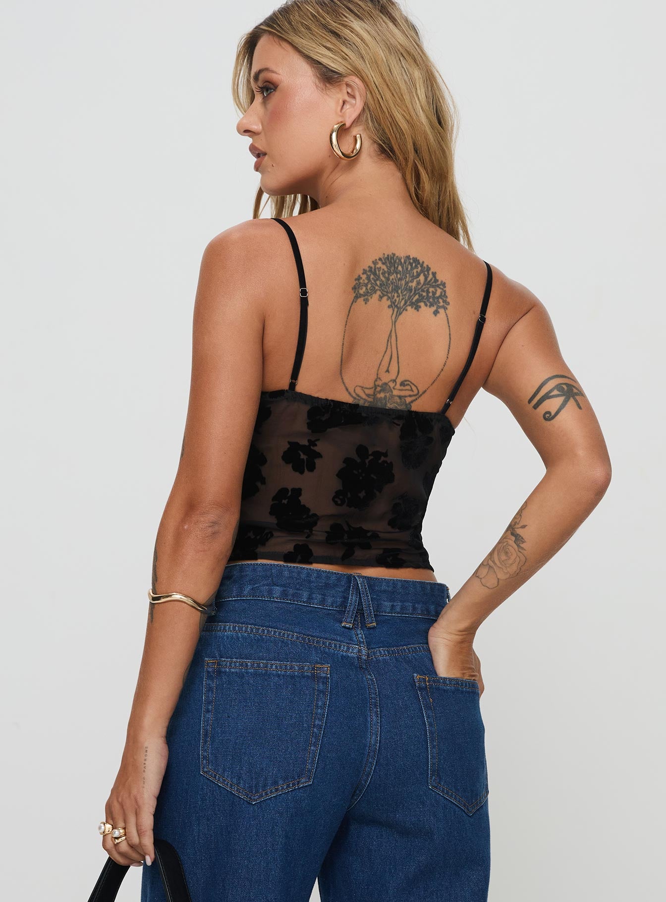 Numb Top Black、mySite、solidvoid