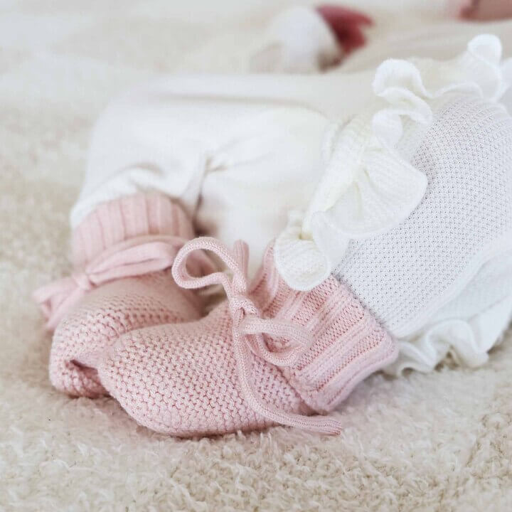  Knit Newborn Bow Booties | Baby Pink、mySite、layawaytickets