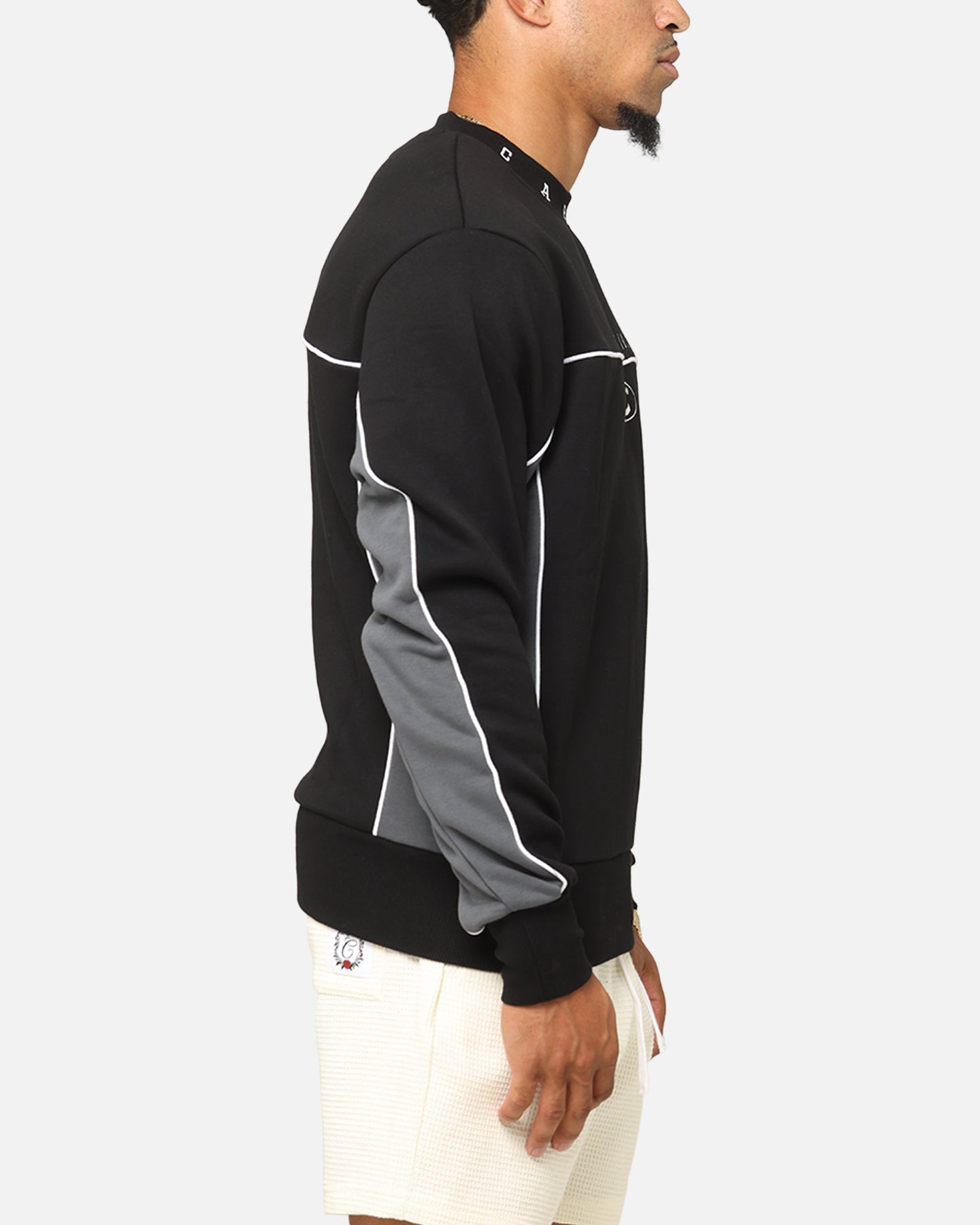 {product_title} - {shop_name}