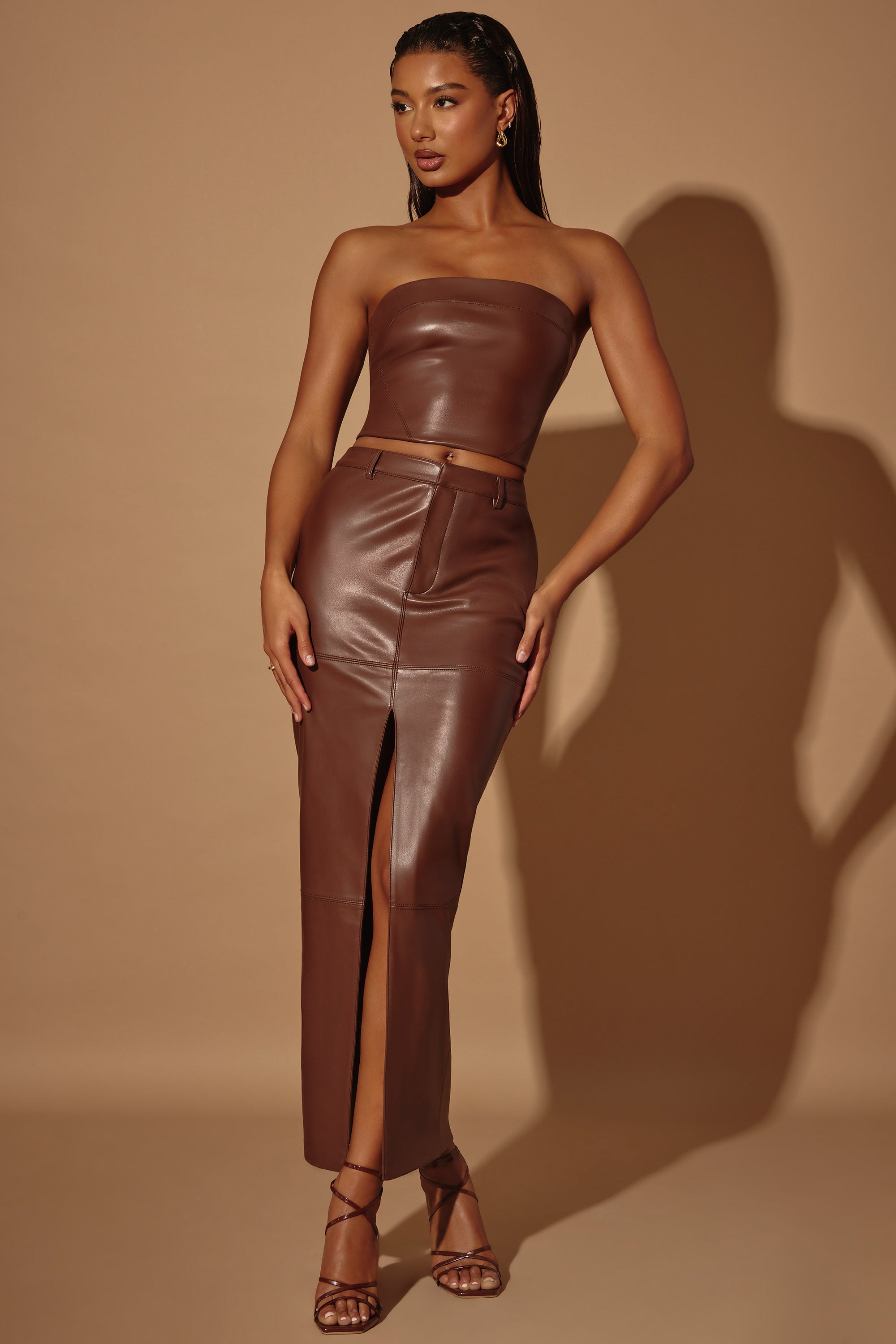 Mid-Rise Vegan Leather Maxi Skirt in Brown、mySite、solidvoid