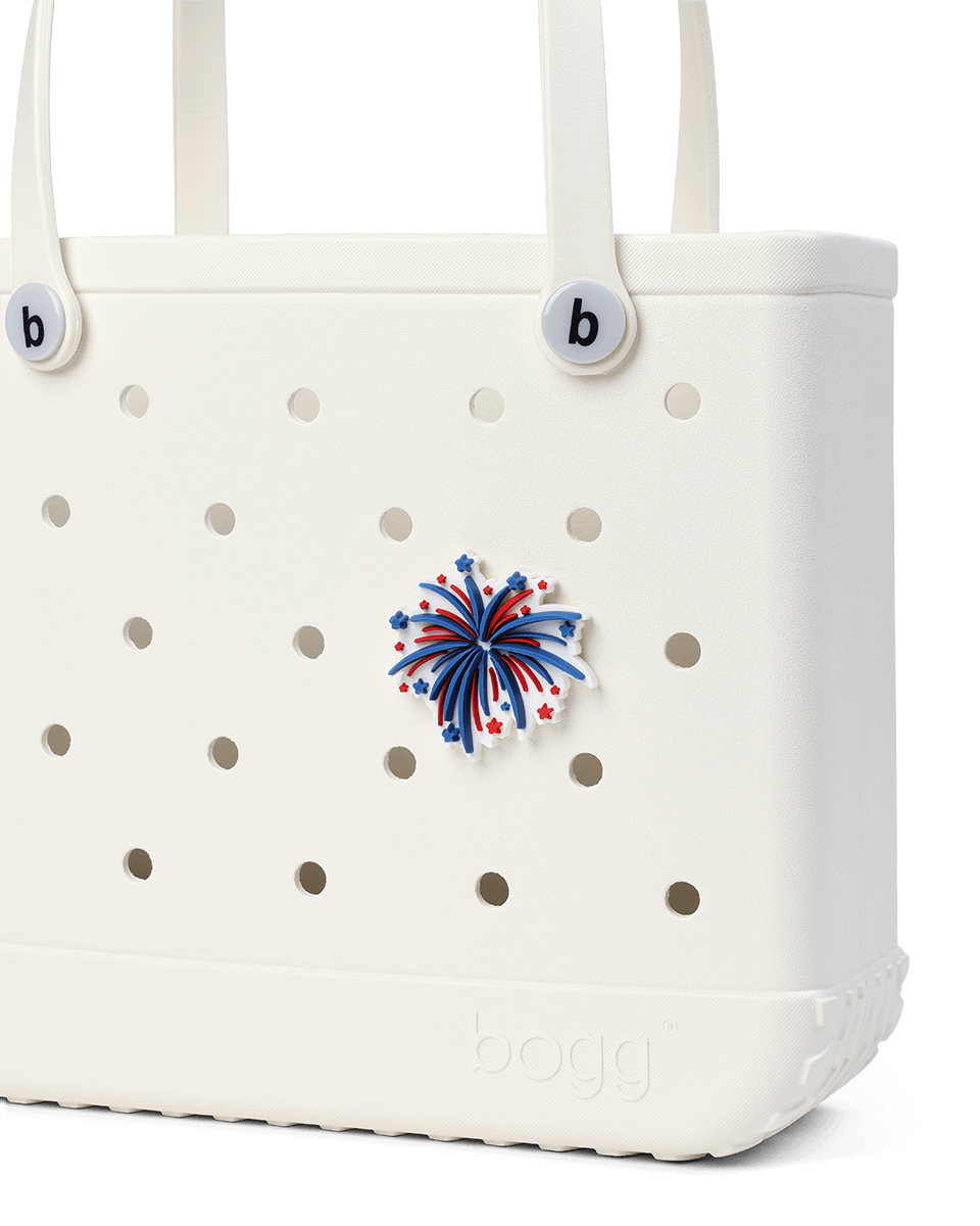 Bogg Bit - Baby, You're a Firework、mySite、solidvoid