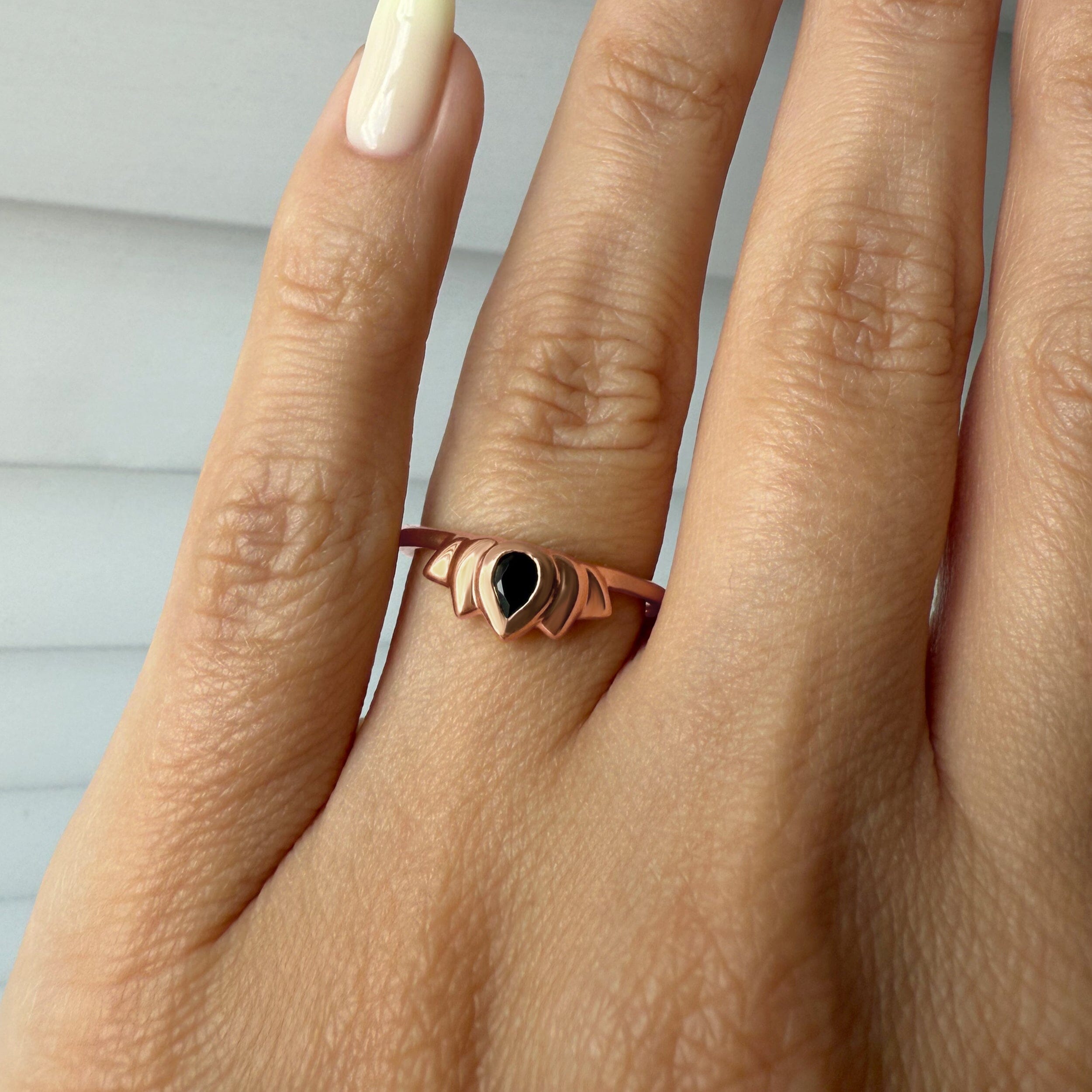 Black Obsidian Ring - Dainty Lotus、mySite、hinf8tx79