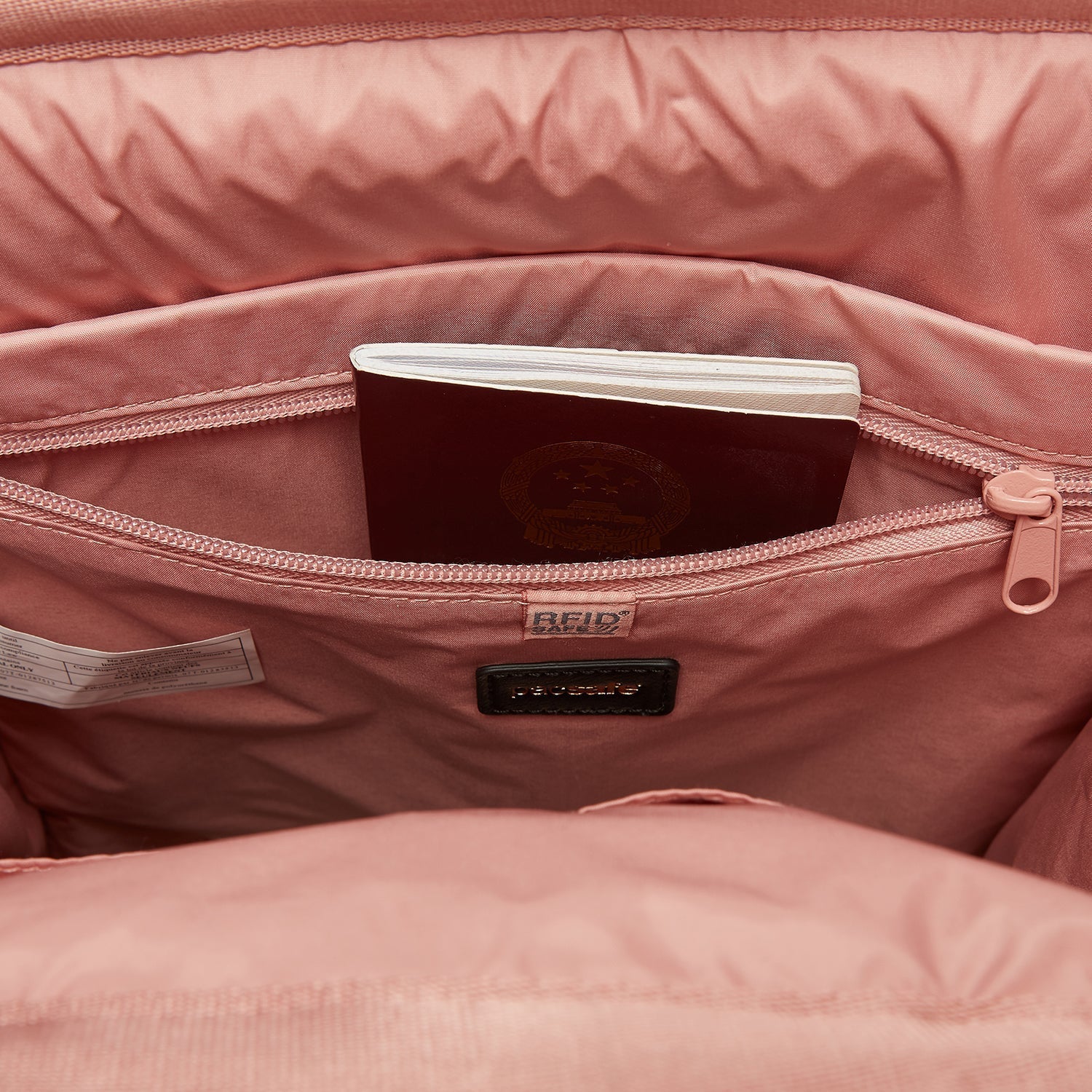 Pacsafe® CX anti-theft backpack、mySite、garagedoors4me