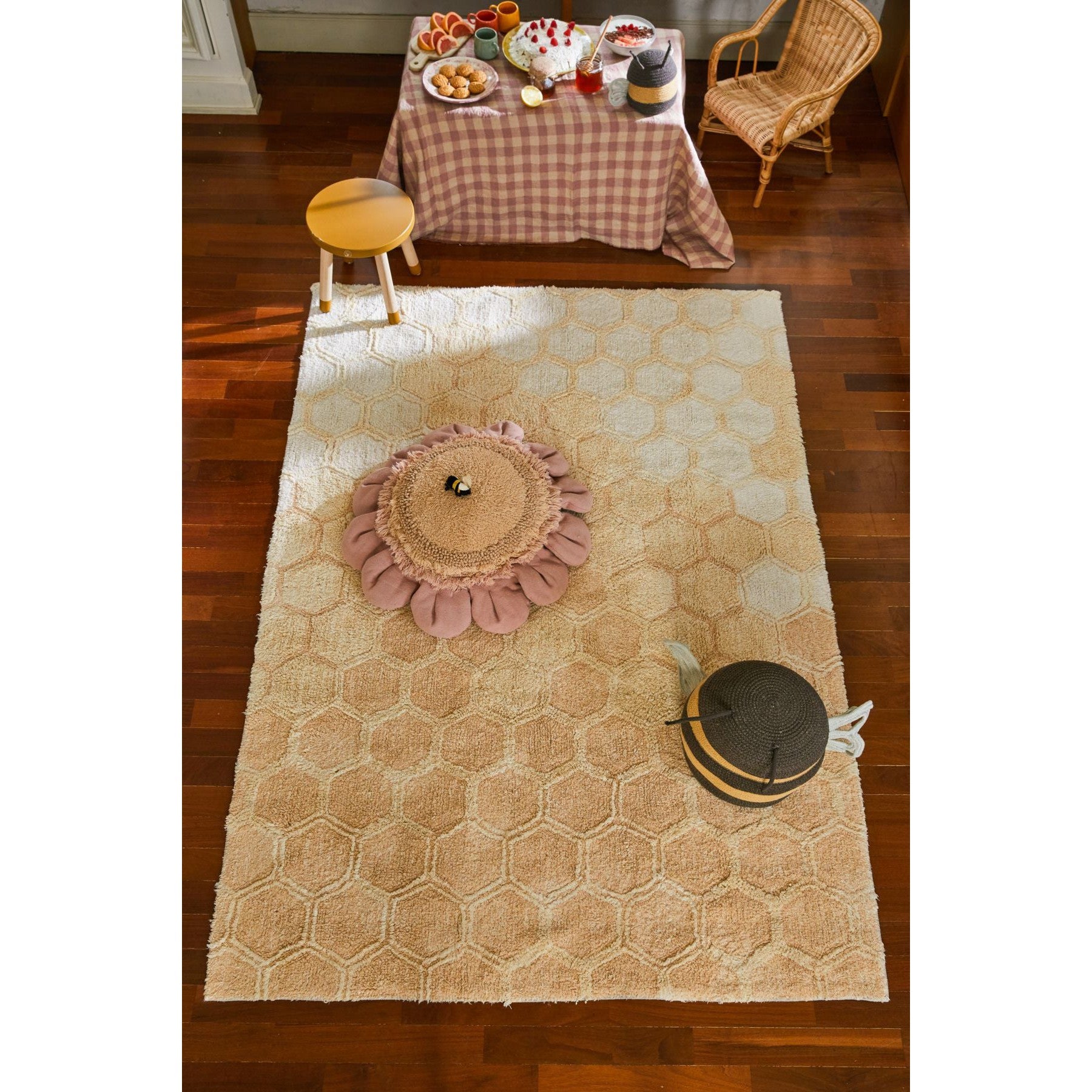 Planet Bee Sweet Honey Washable Rug、mySite、gigharbornorthrealestate