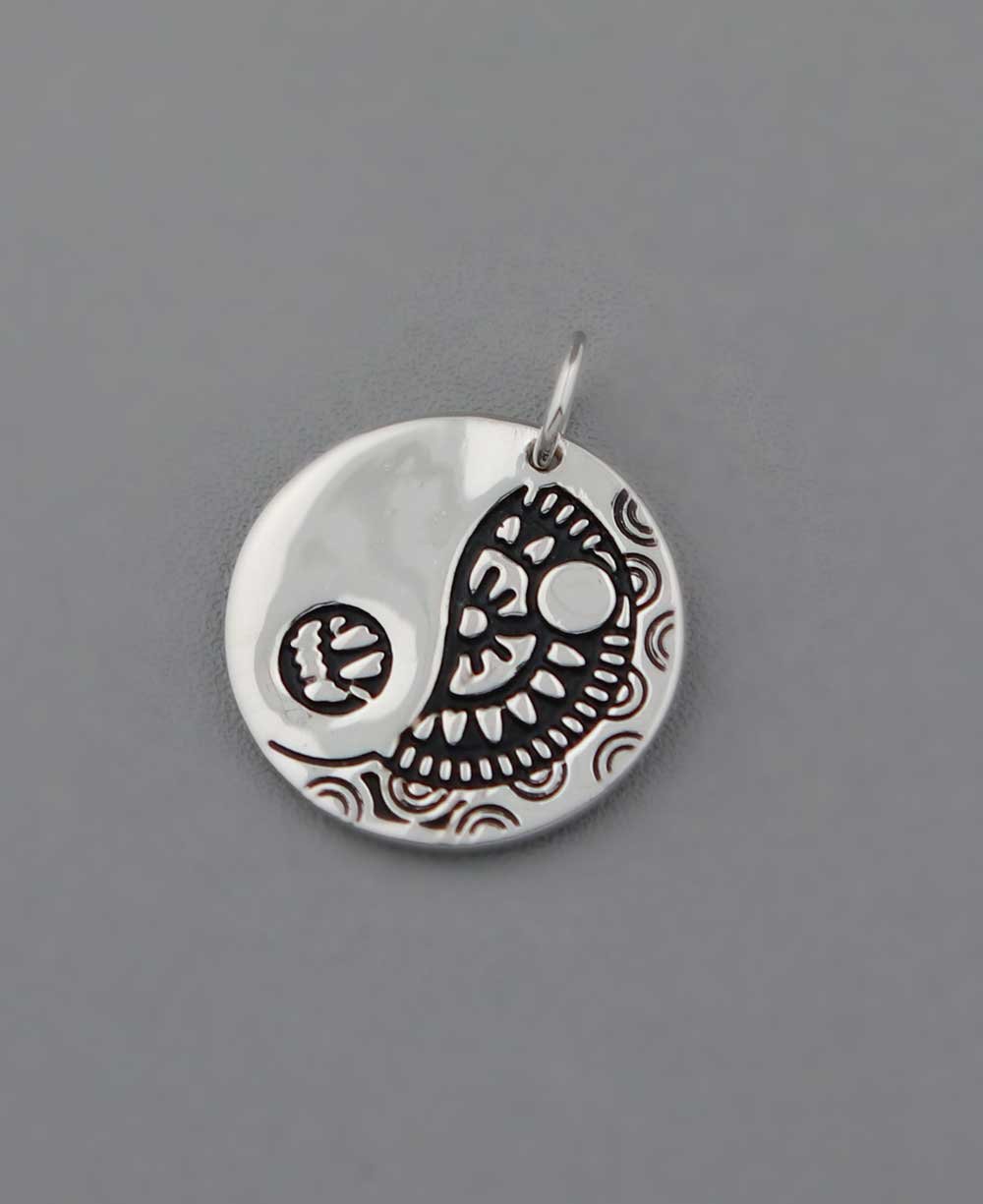Sterling Silver Yin Yang Pendant with Mandala Art、mySite、topwebapps