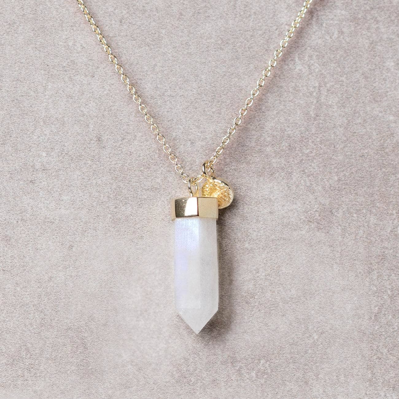 Rainbow Moonstone Crystal Point Necklace、mySite、hinf8tx79