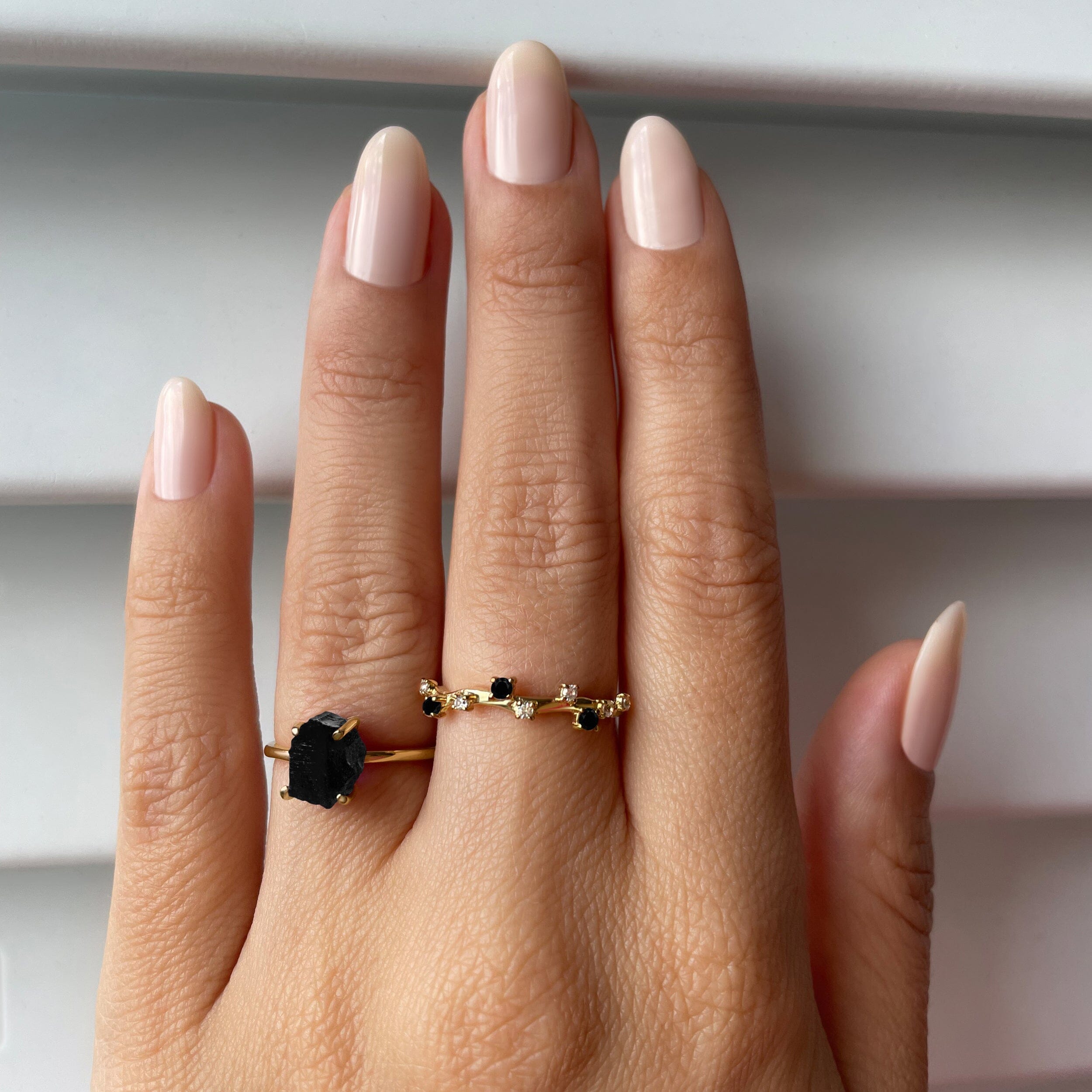 Petite Black Obsidian Ring & Black Onyx Stardust Band、mySite、hinf8tx79